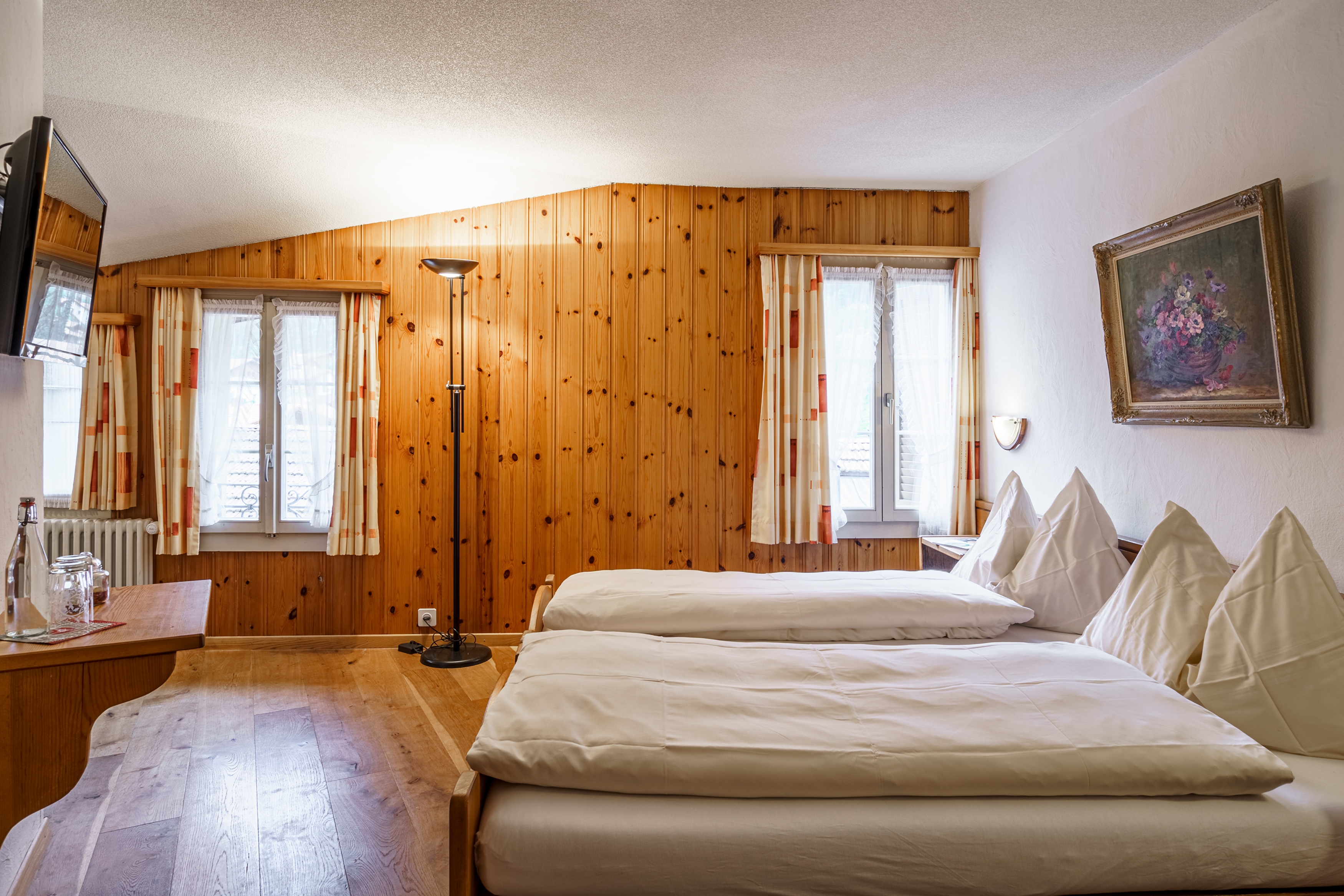 Double Capacity 2 Two Bedrooms