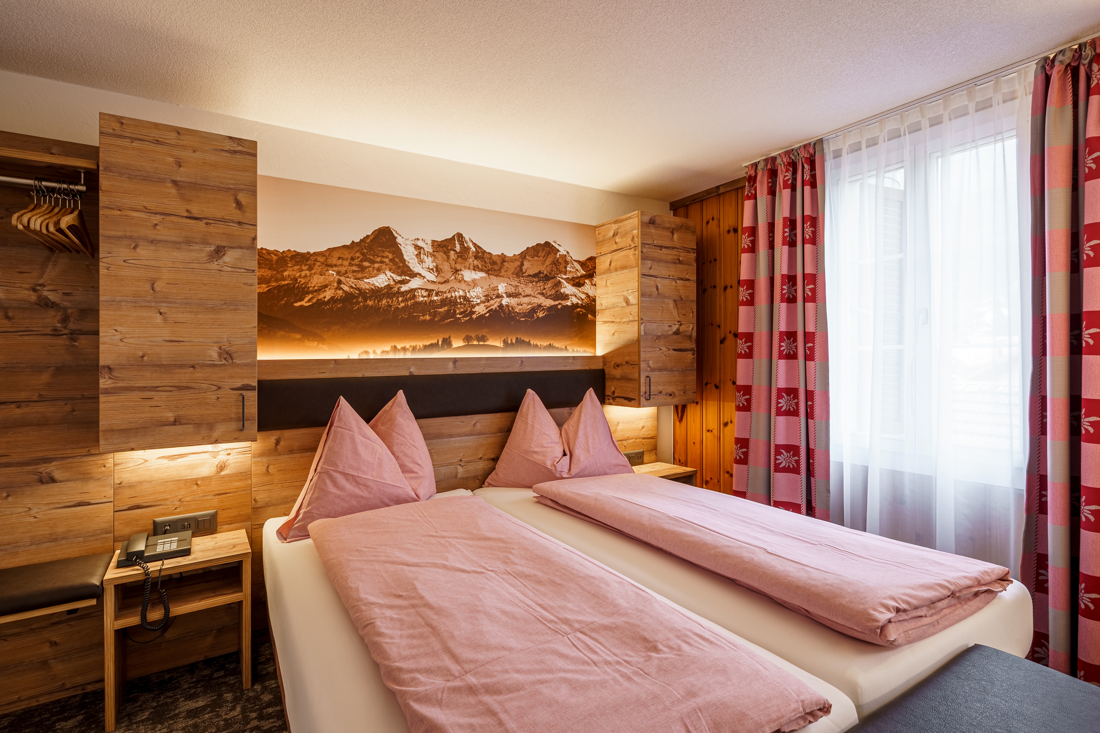 Double Capacity 2 Two Bedrooms