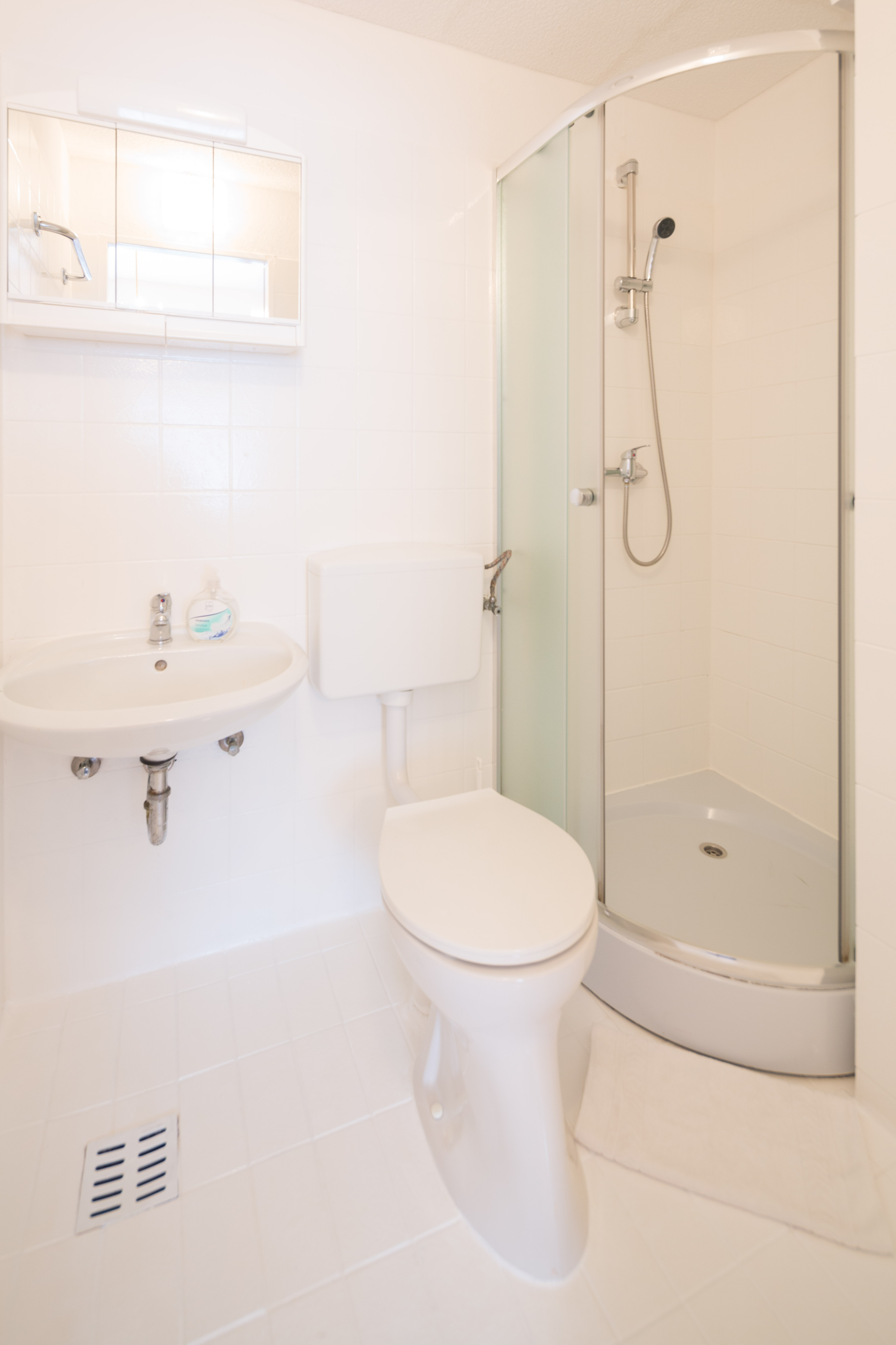 Quadruple Four Bedrooms