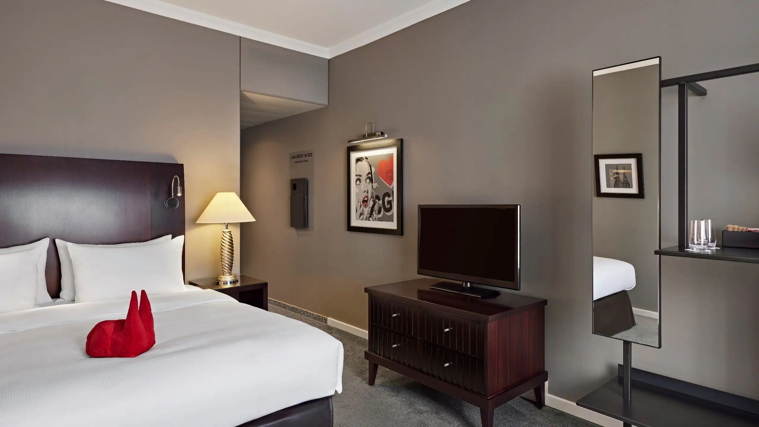 Double Queen Size Bed