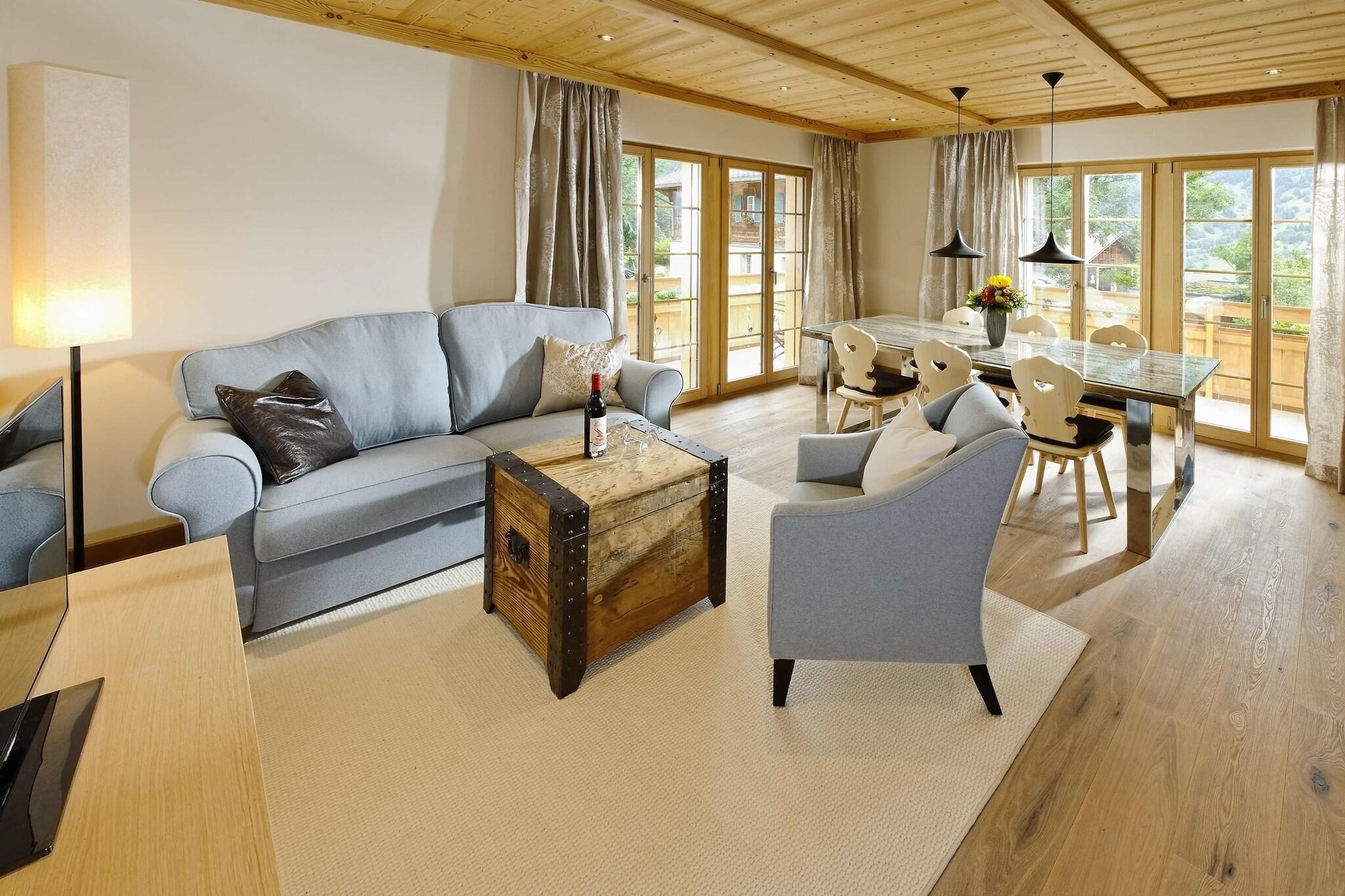 Suite Deluxe with Views