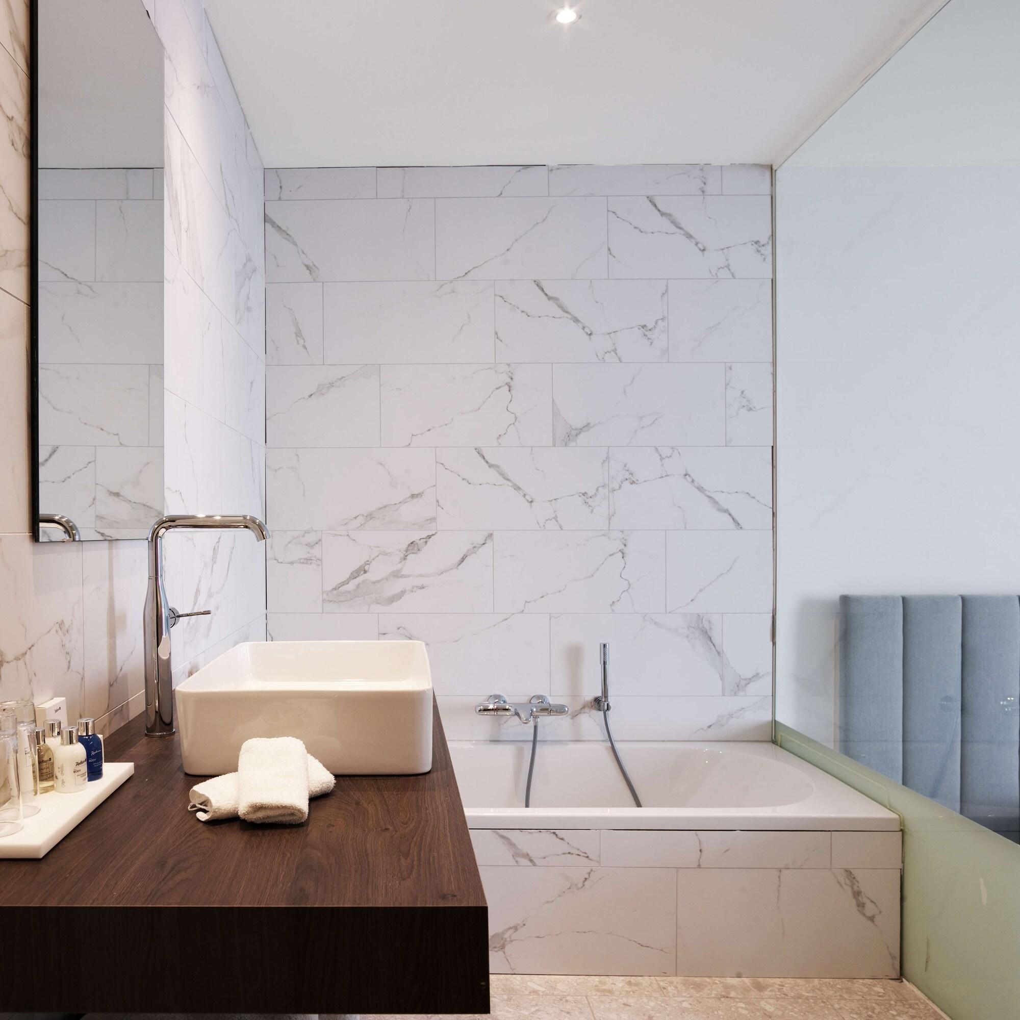 Suite King Bed One Bedroom 