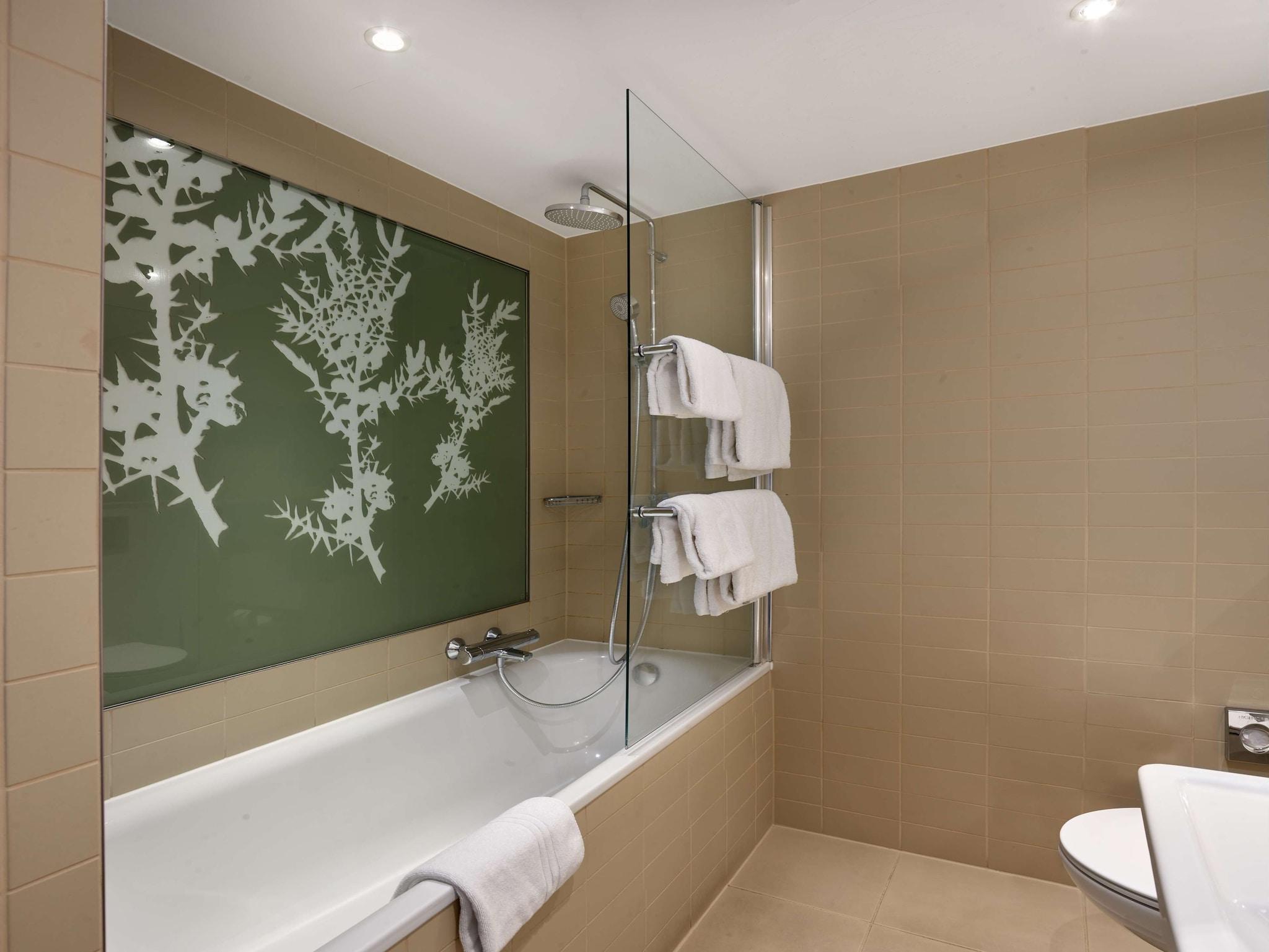 Double Superior King Bed