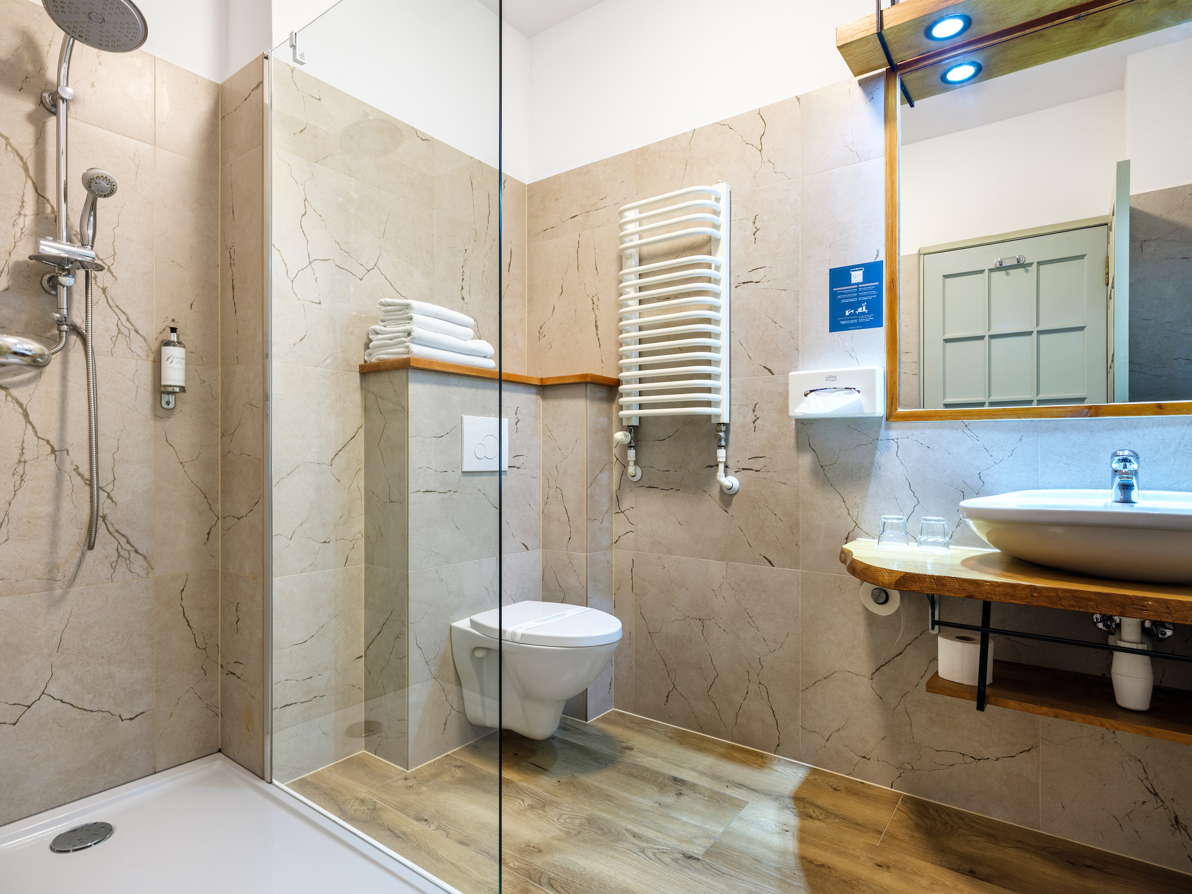 Double or Twin Standard