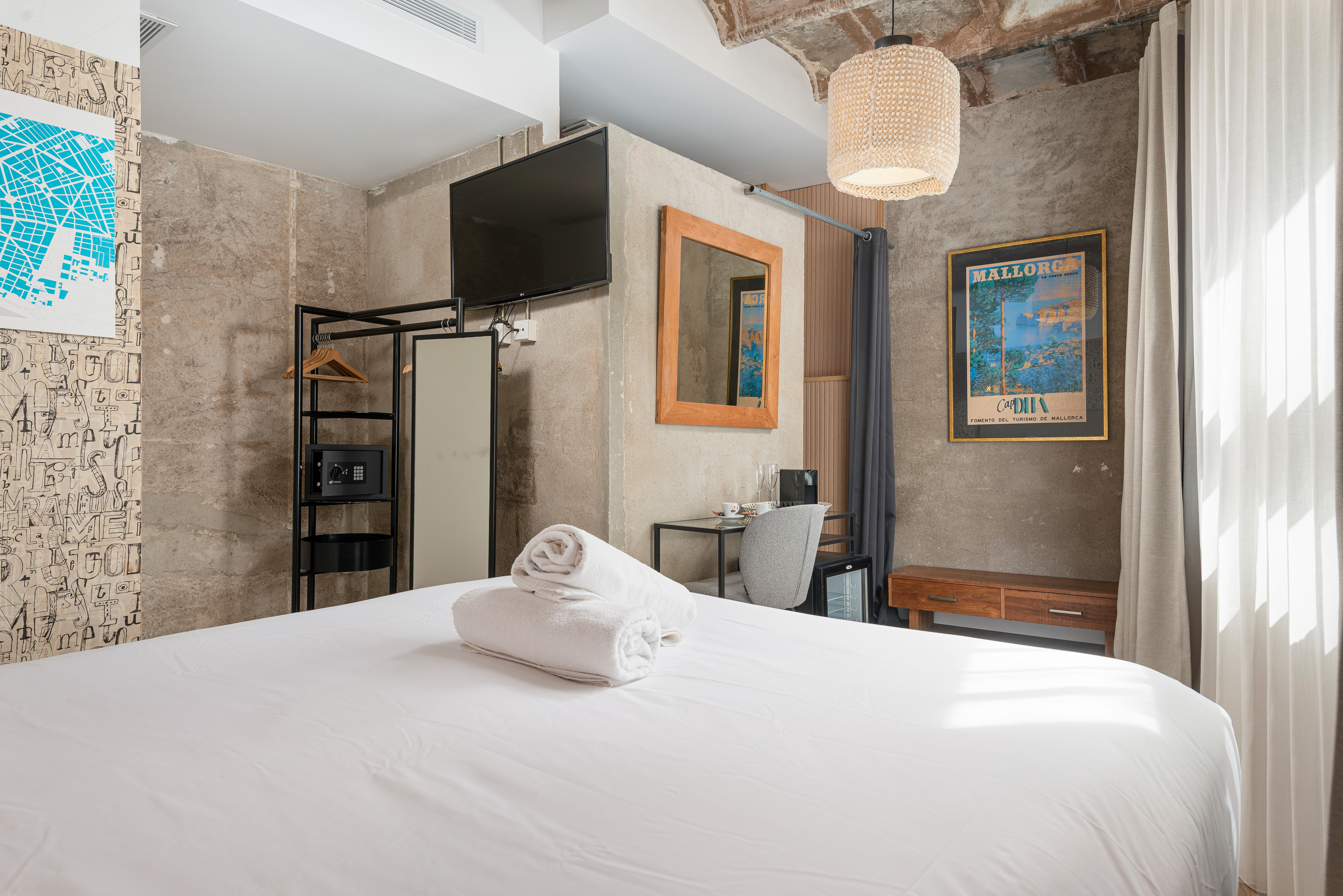 Double or Twin Standard