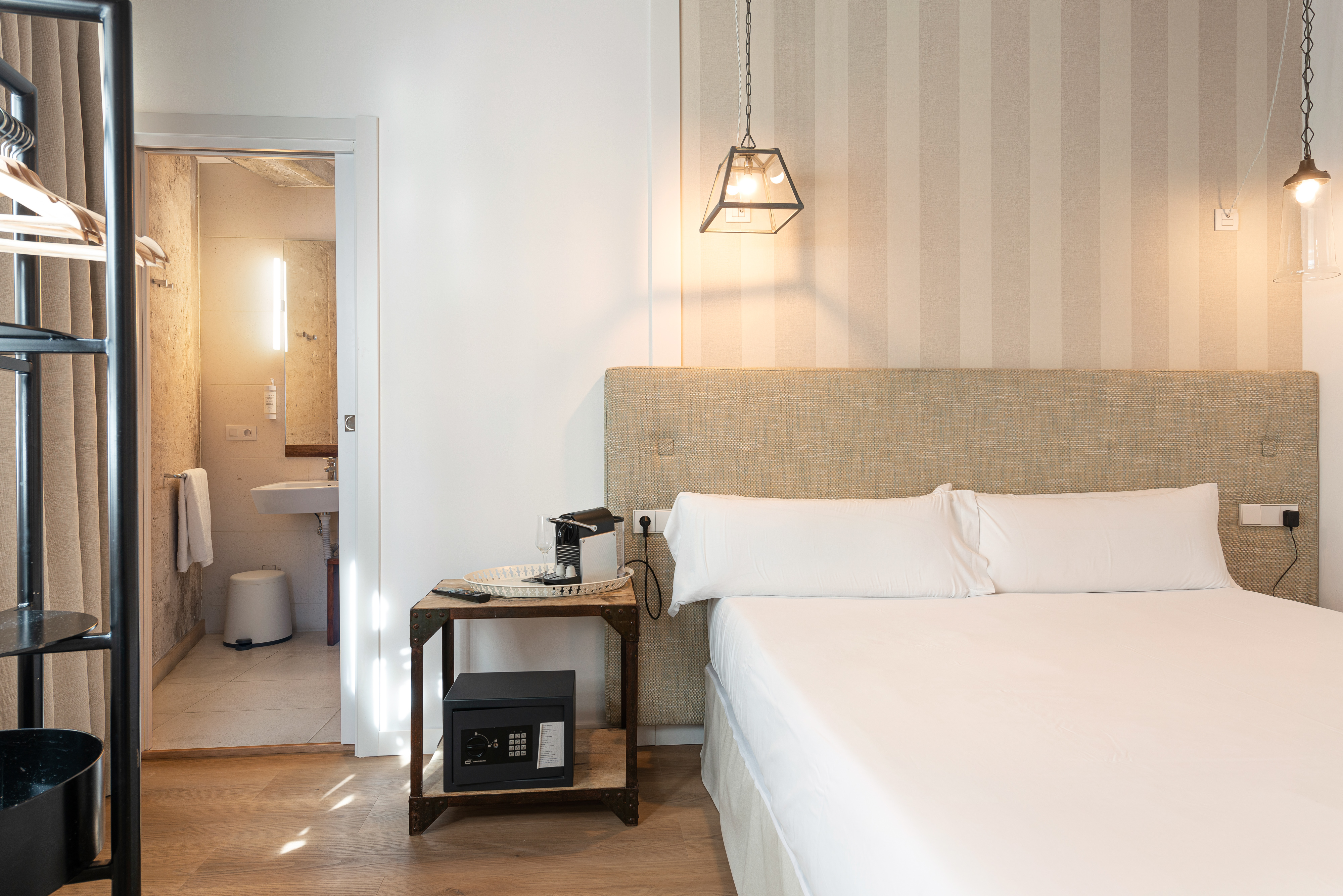 Double or Twin Standard