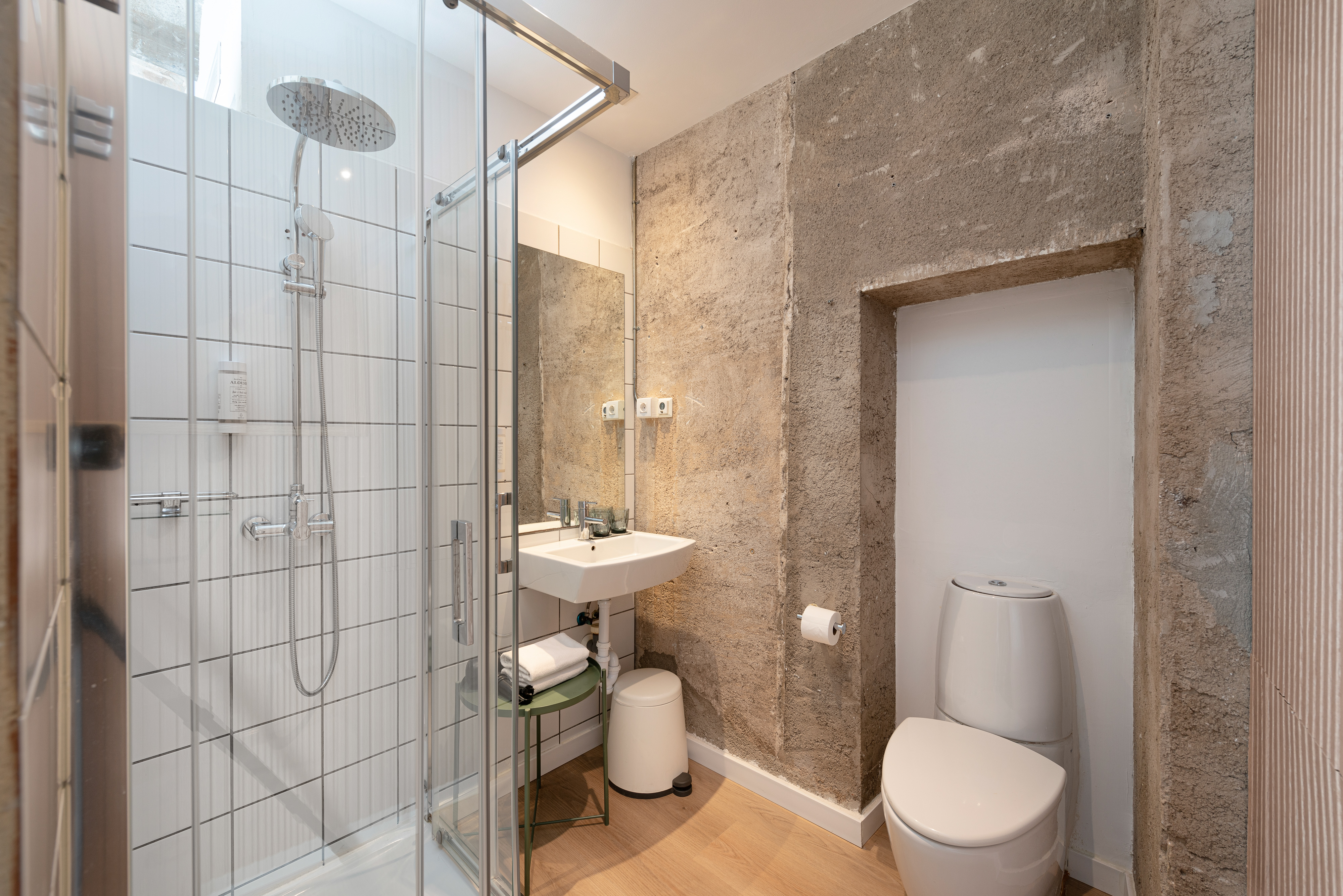 Double or Twin Standard