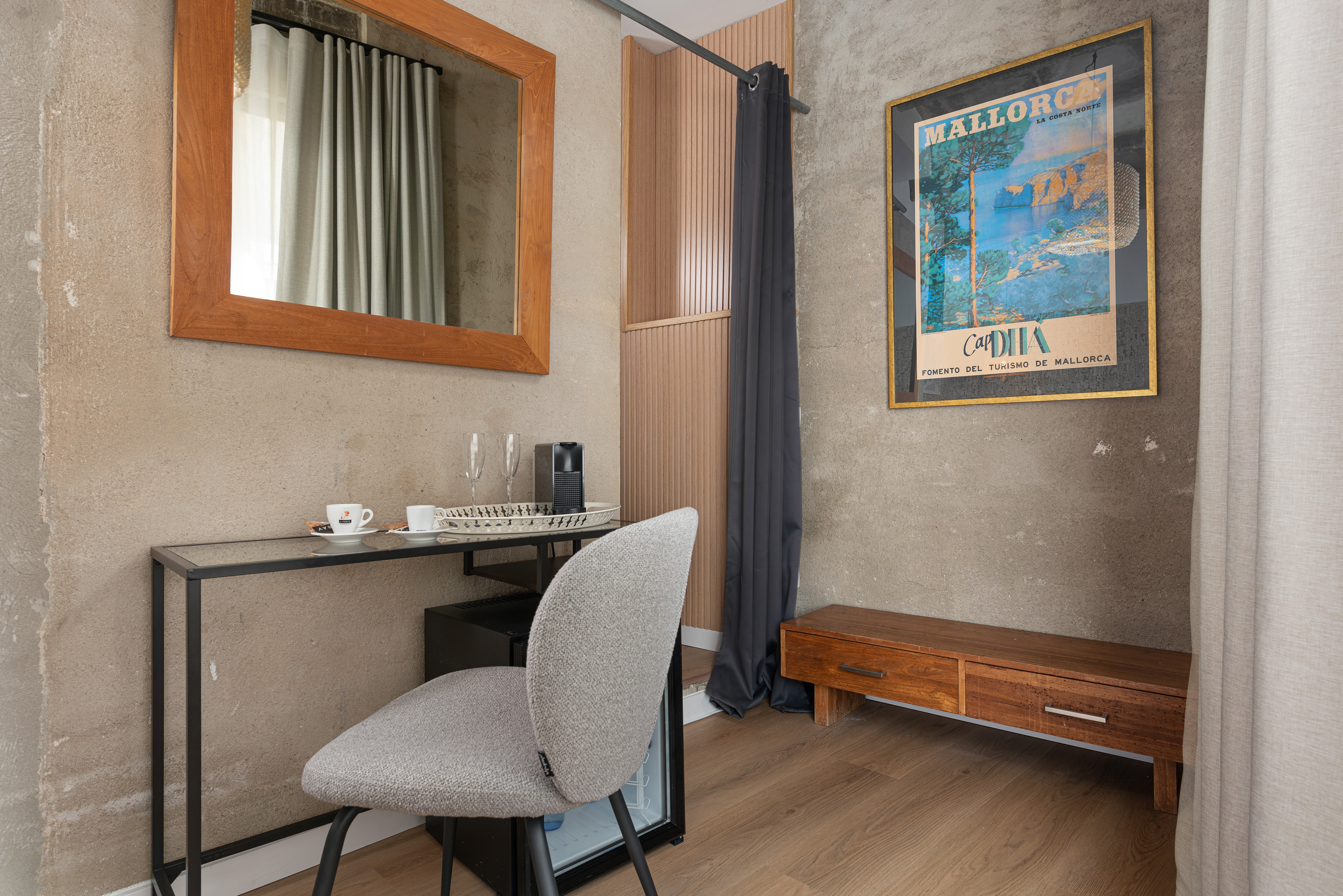 Double or Twin Standard