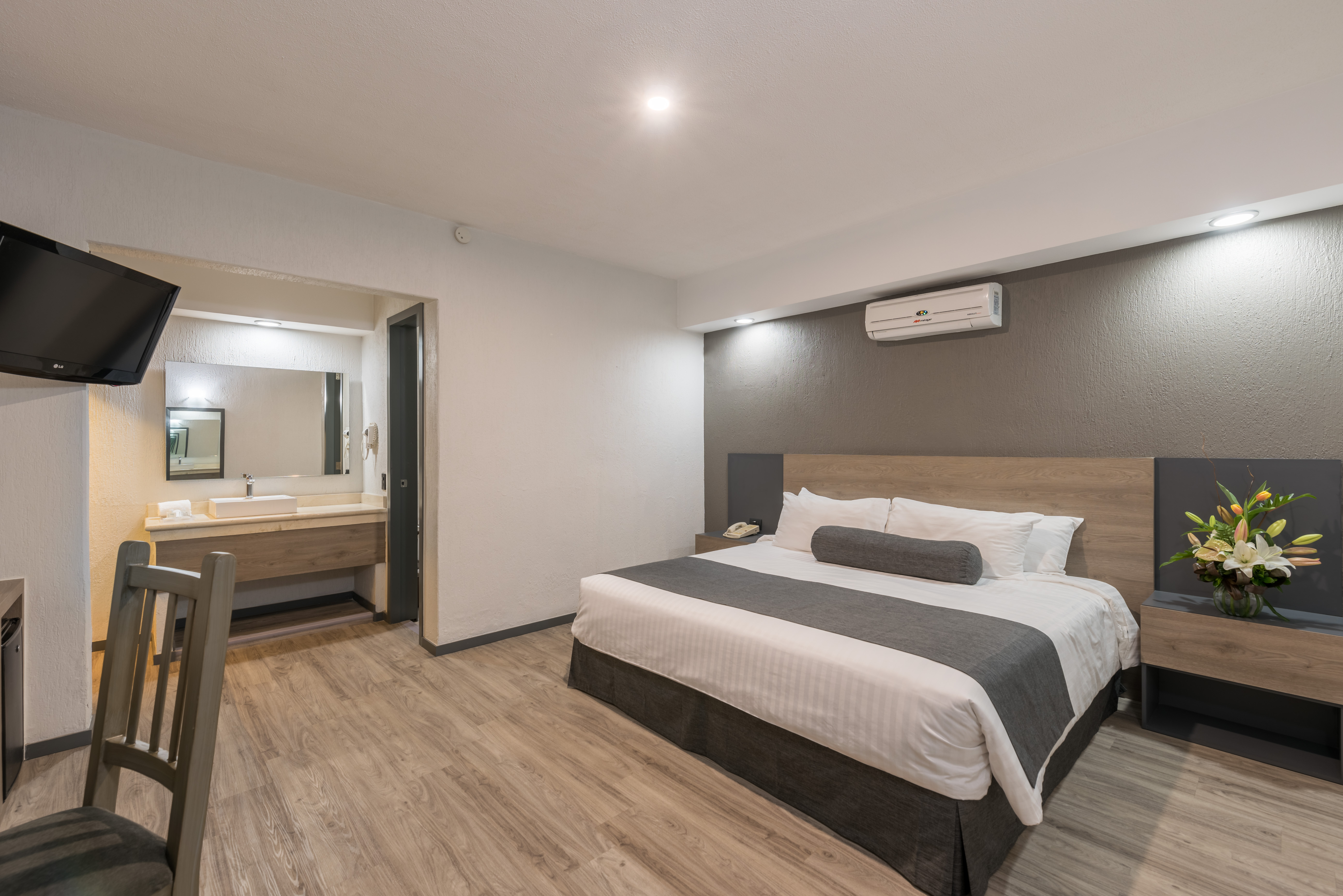 Double Queen Size Bed