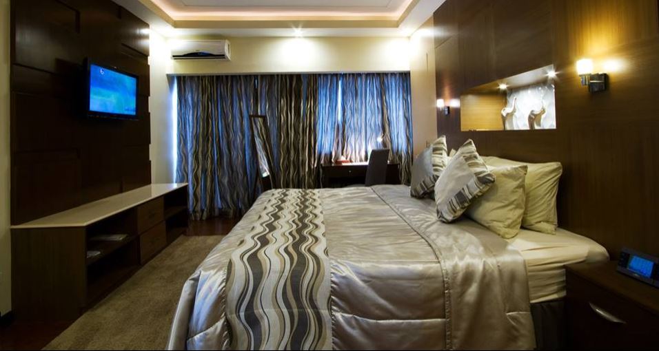 Family Room Two Queen Beds