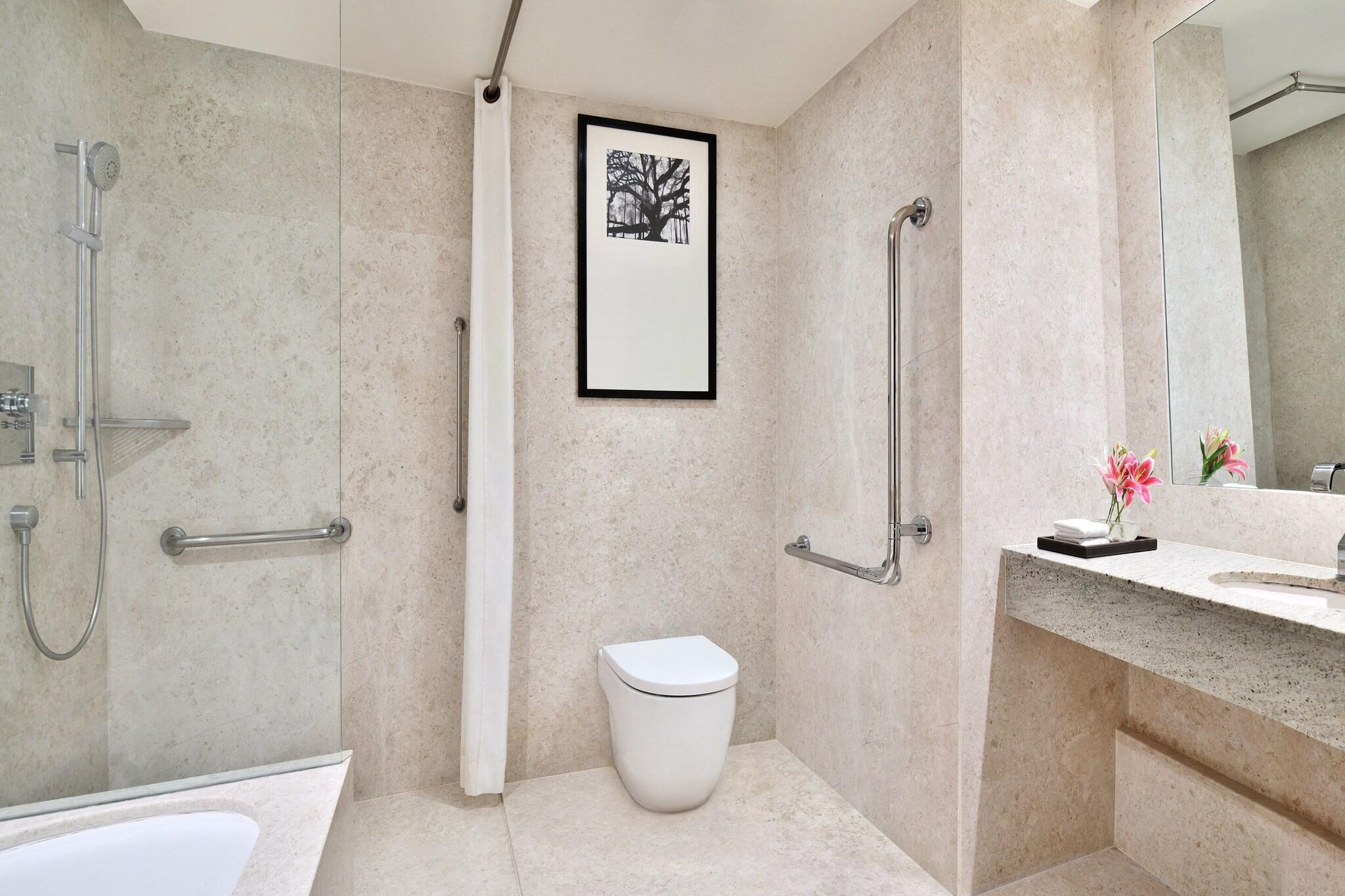 Double City View King Bed