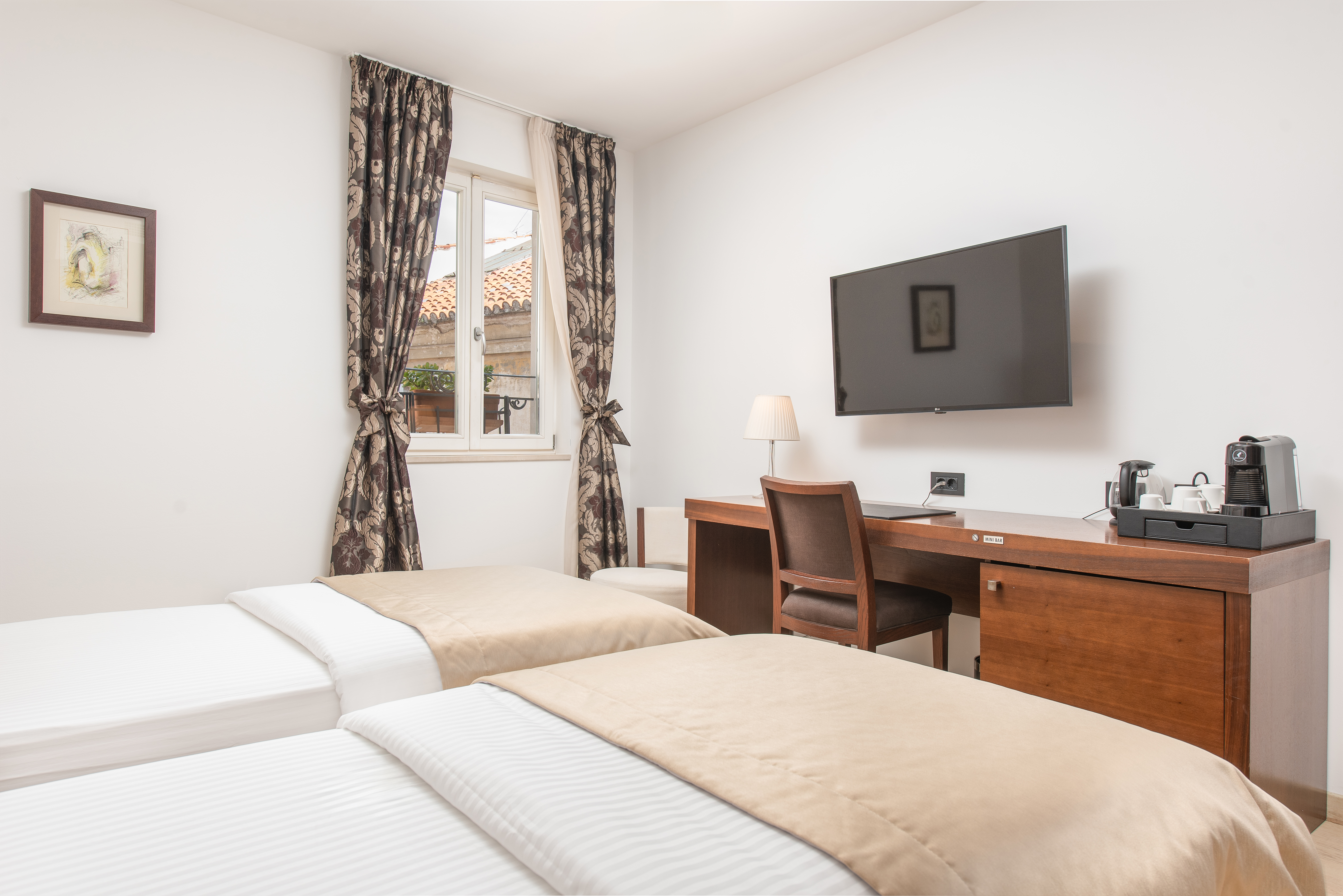 Double or Twin Deluxe