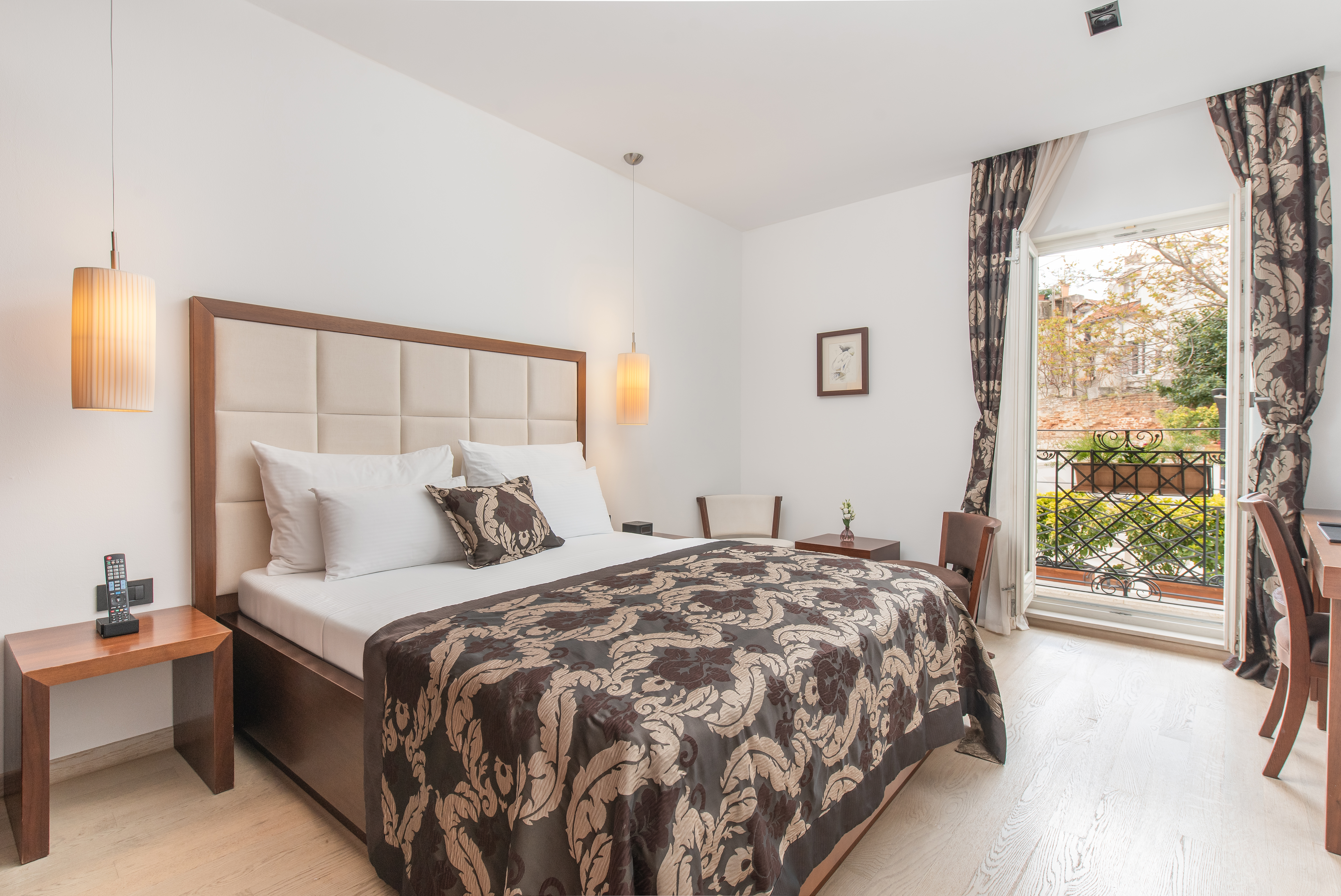 Double or Twin Superior