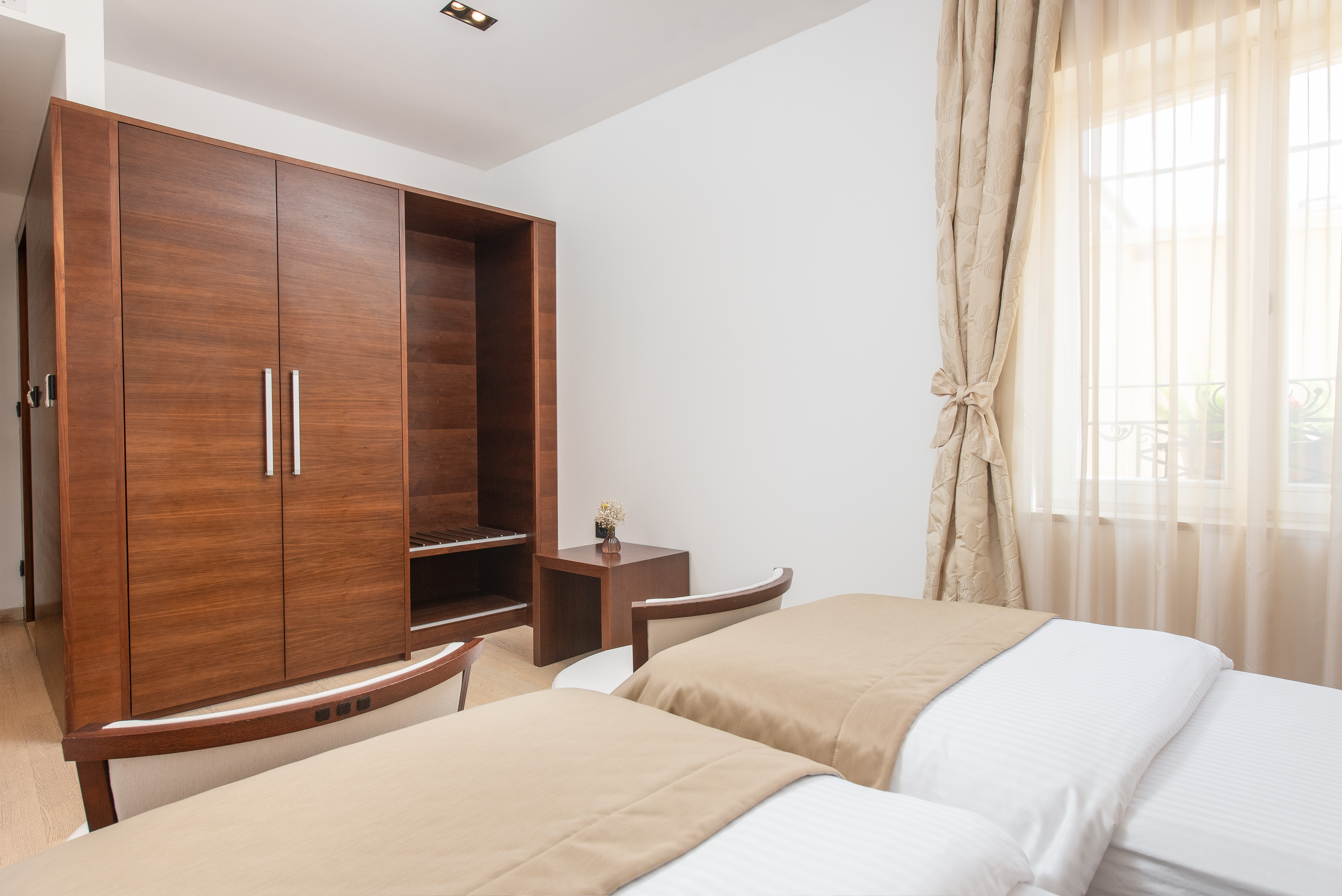 Double or Twin Superior