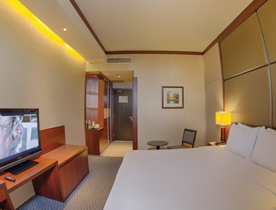 Double Superior King Bed