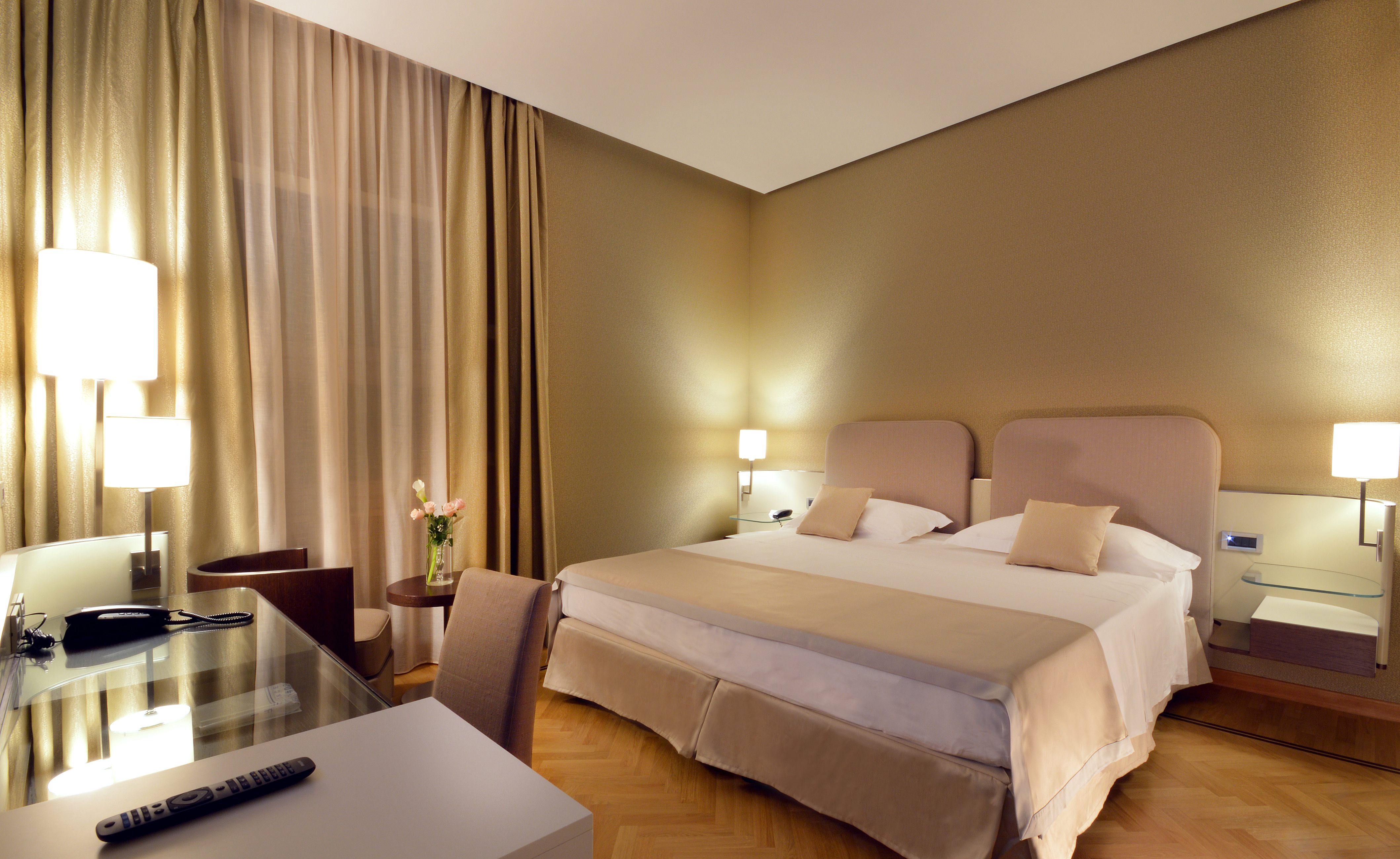 Double or Twin Standard