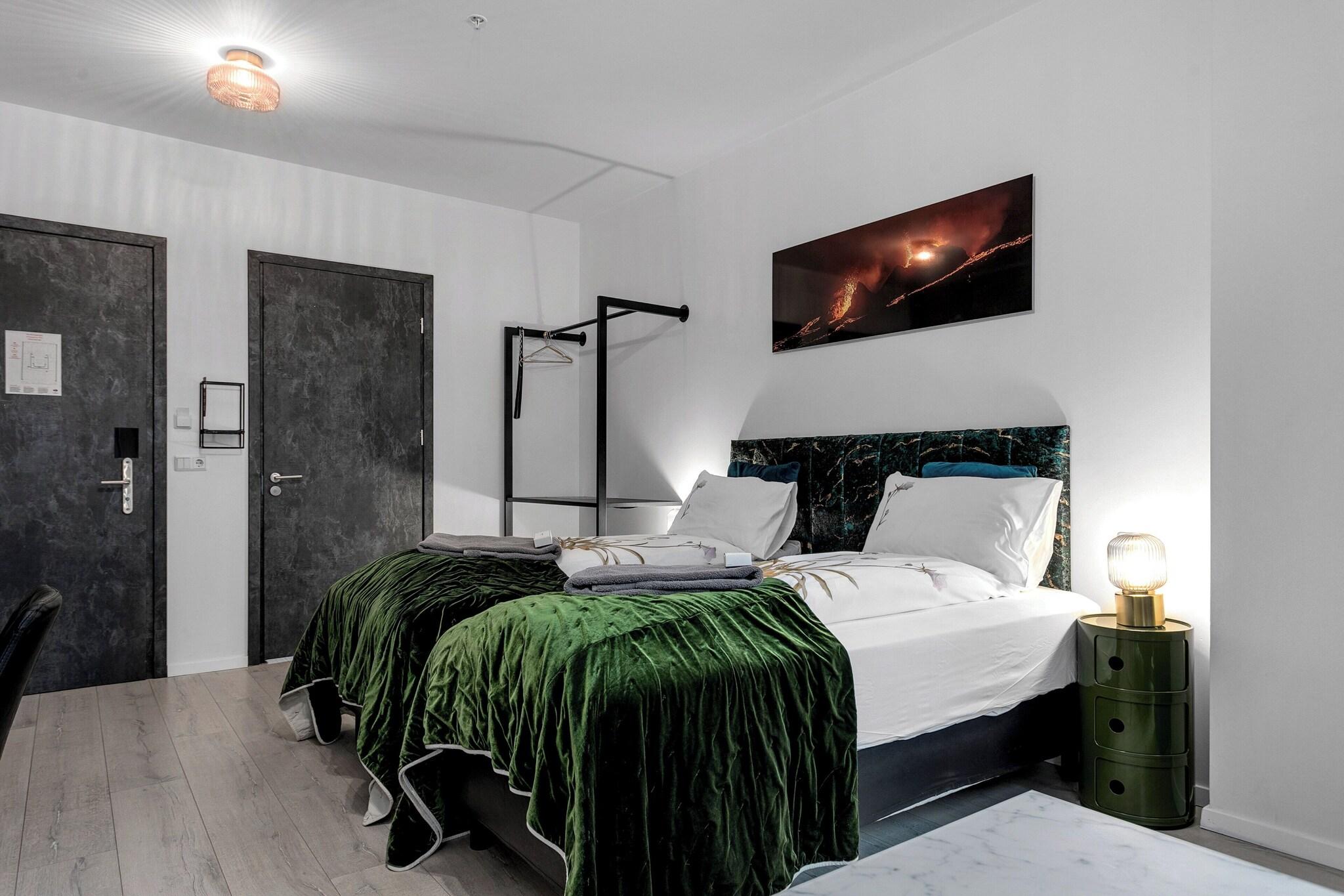 Double Superior King Bed