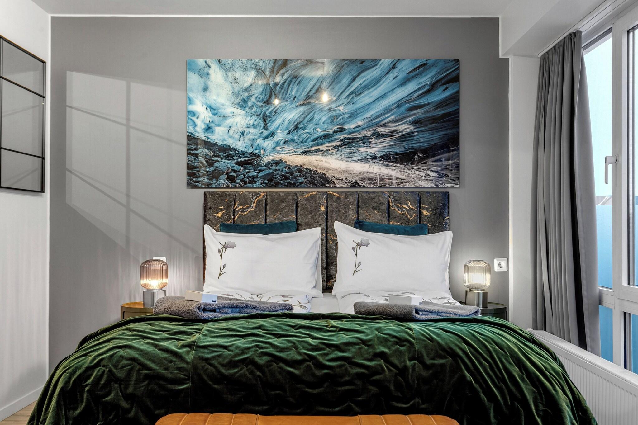 Double Deluxe with Views