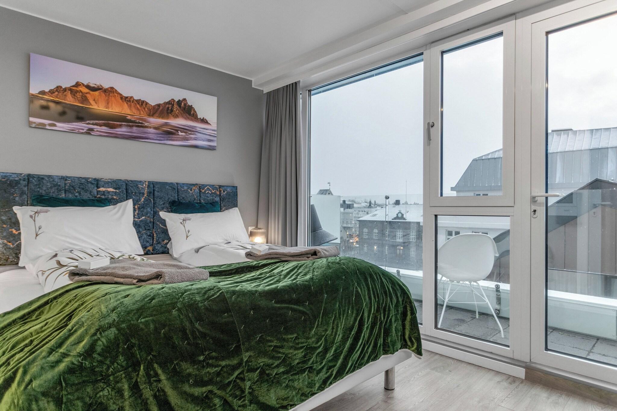 Double Deluxe with Views