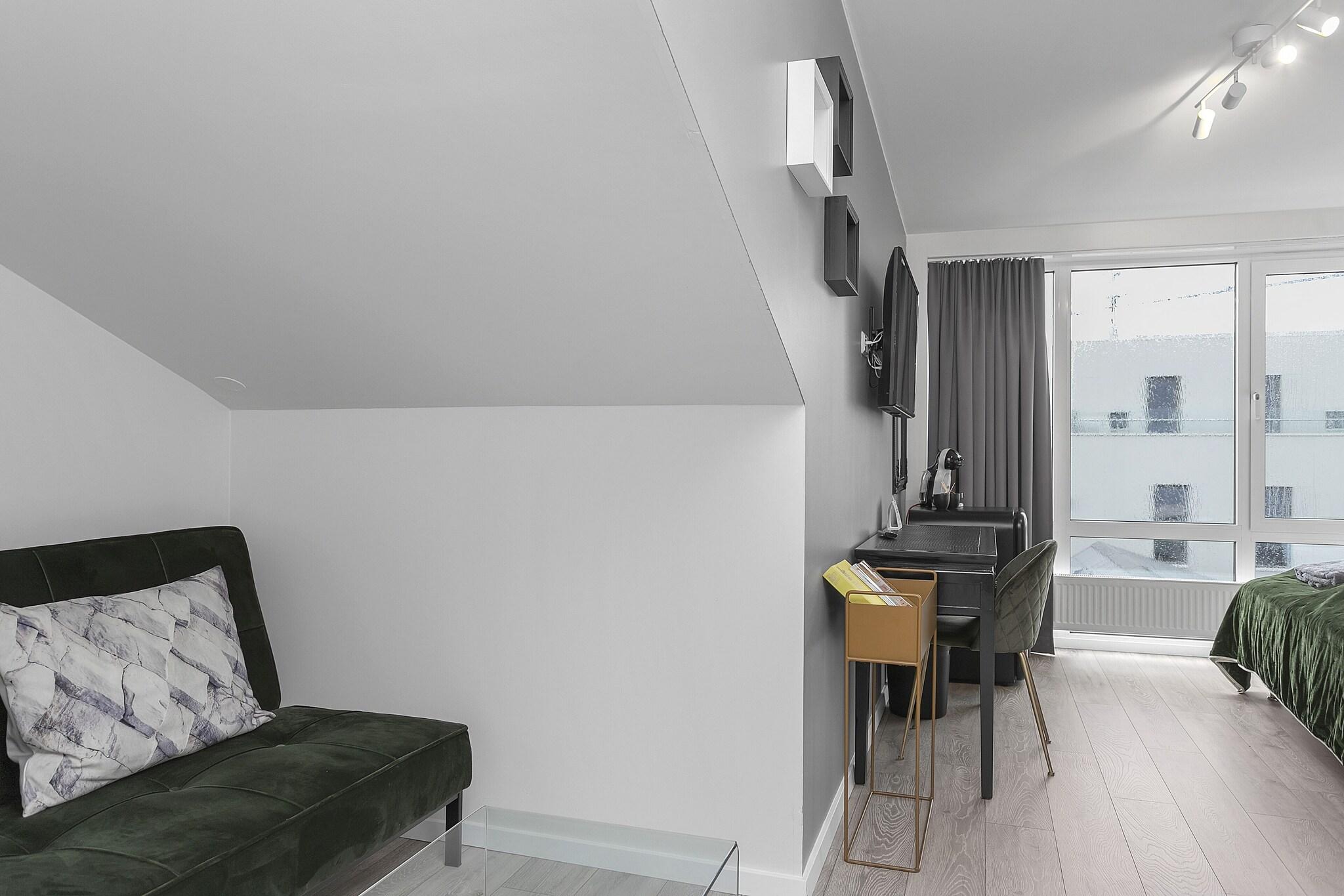 Double Superior King Bed