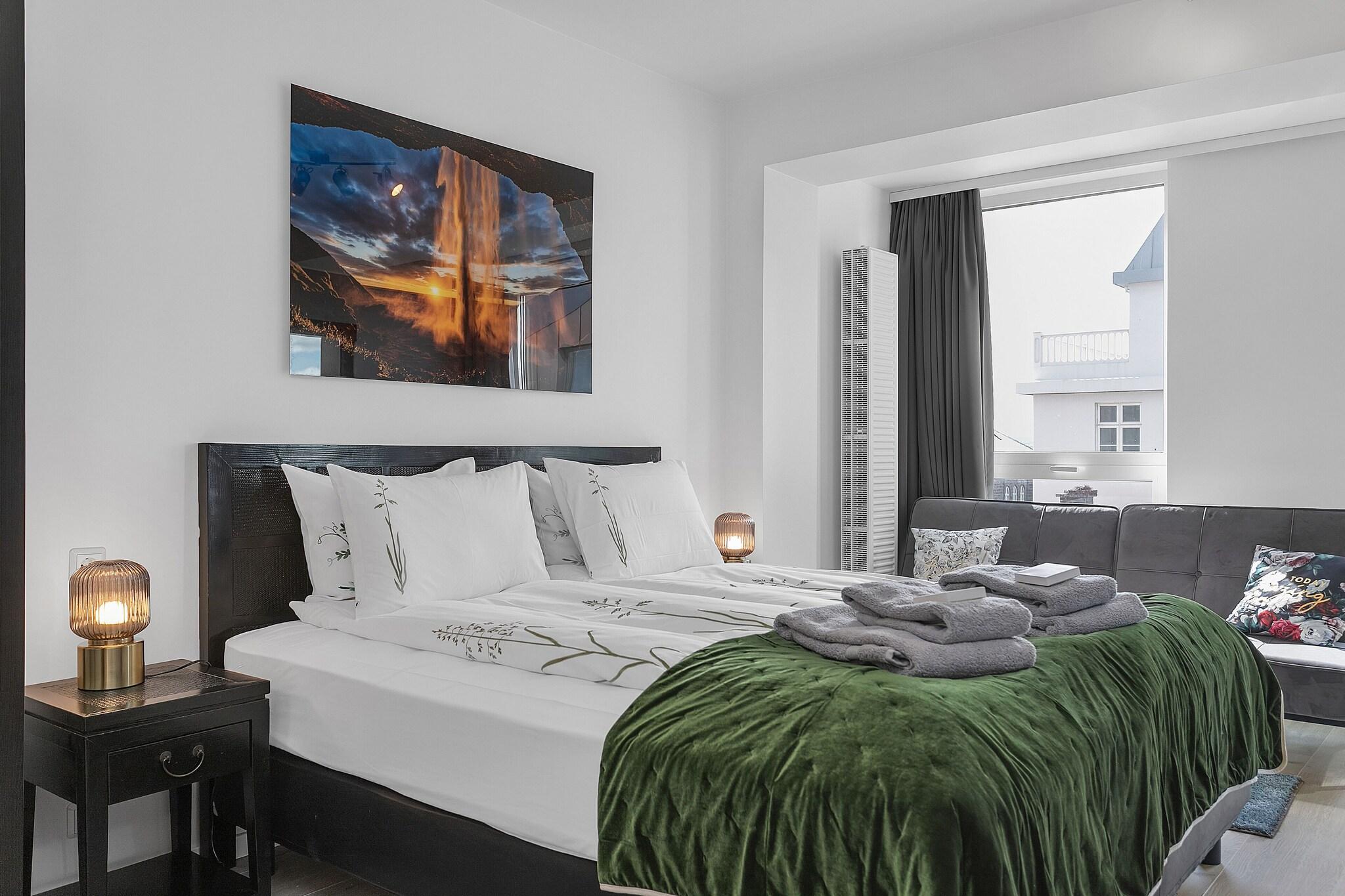 Double Superior King Bed