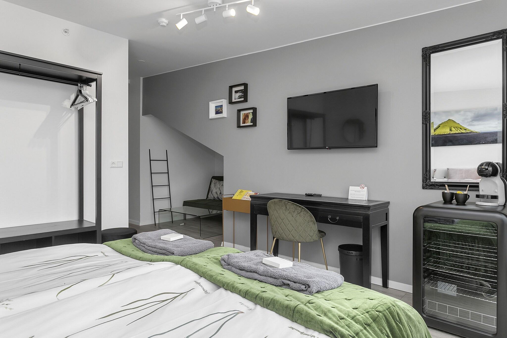 Double Superior King Bed