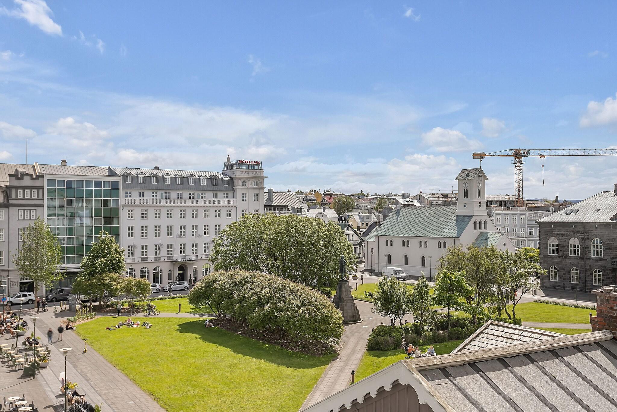 Double Superior King Bed