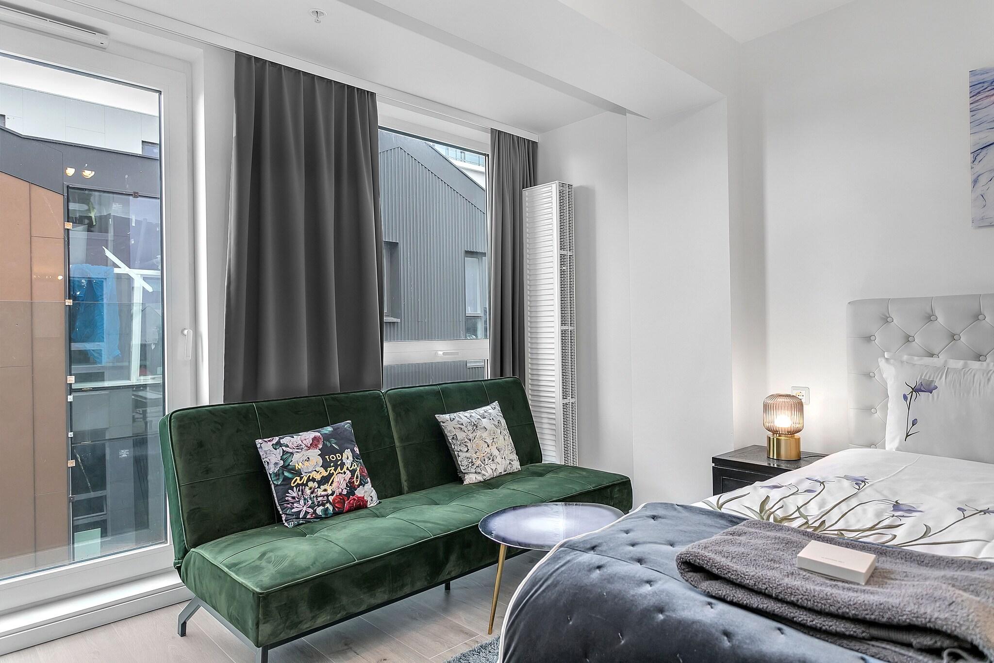 Double Superior King Bed