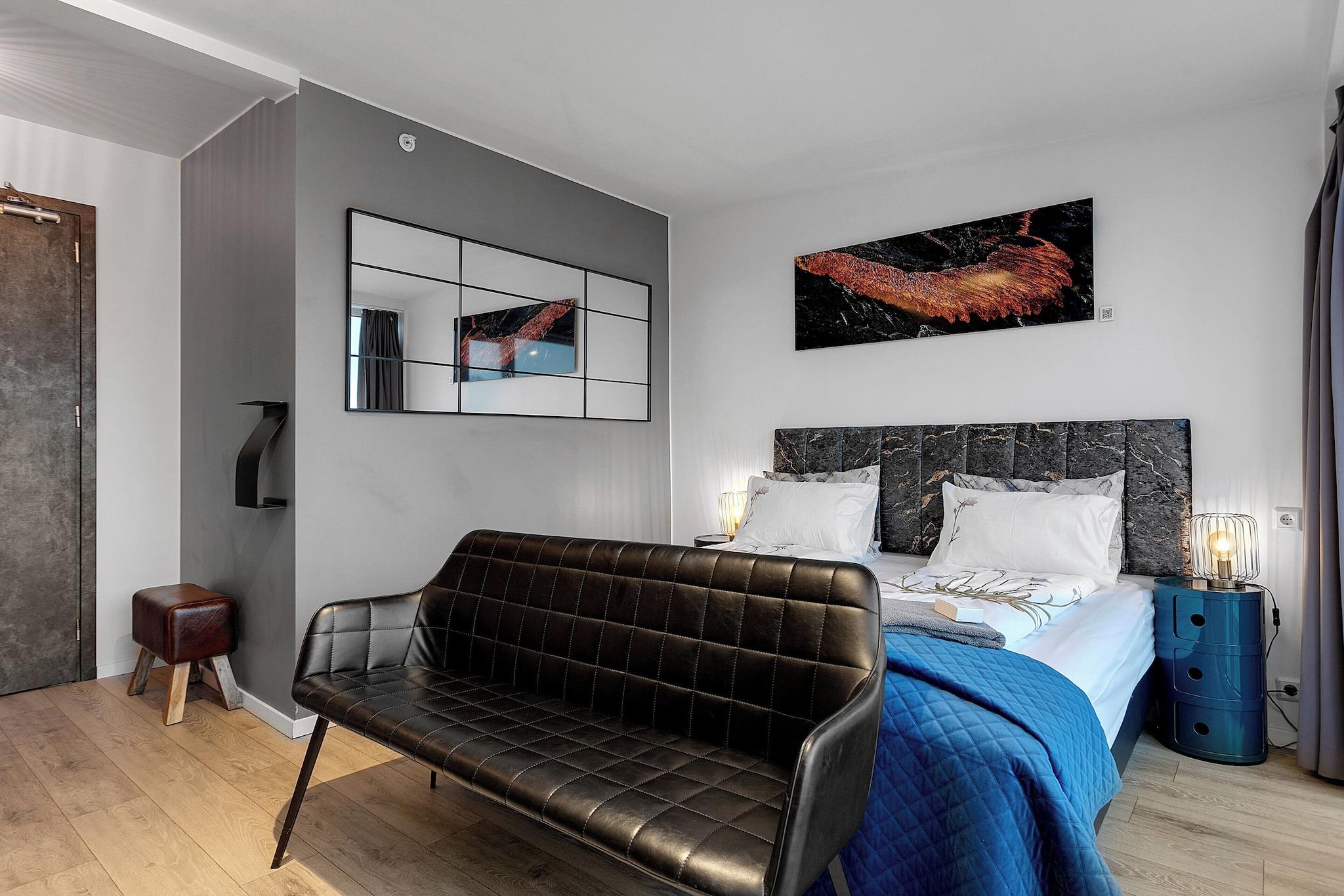 Double Superior King Bed