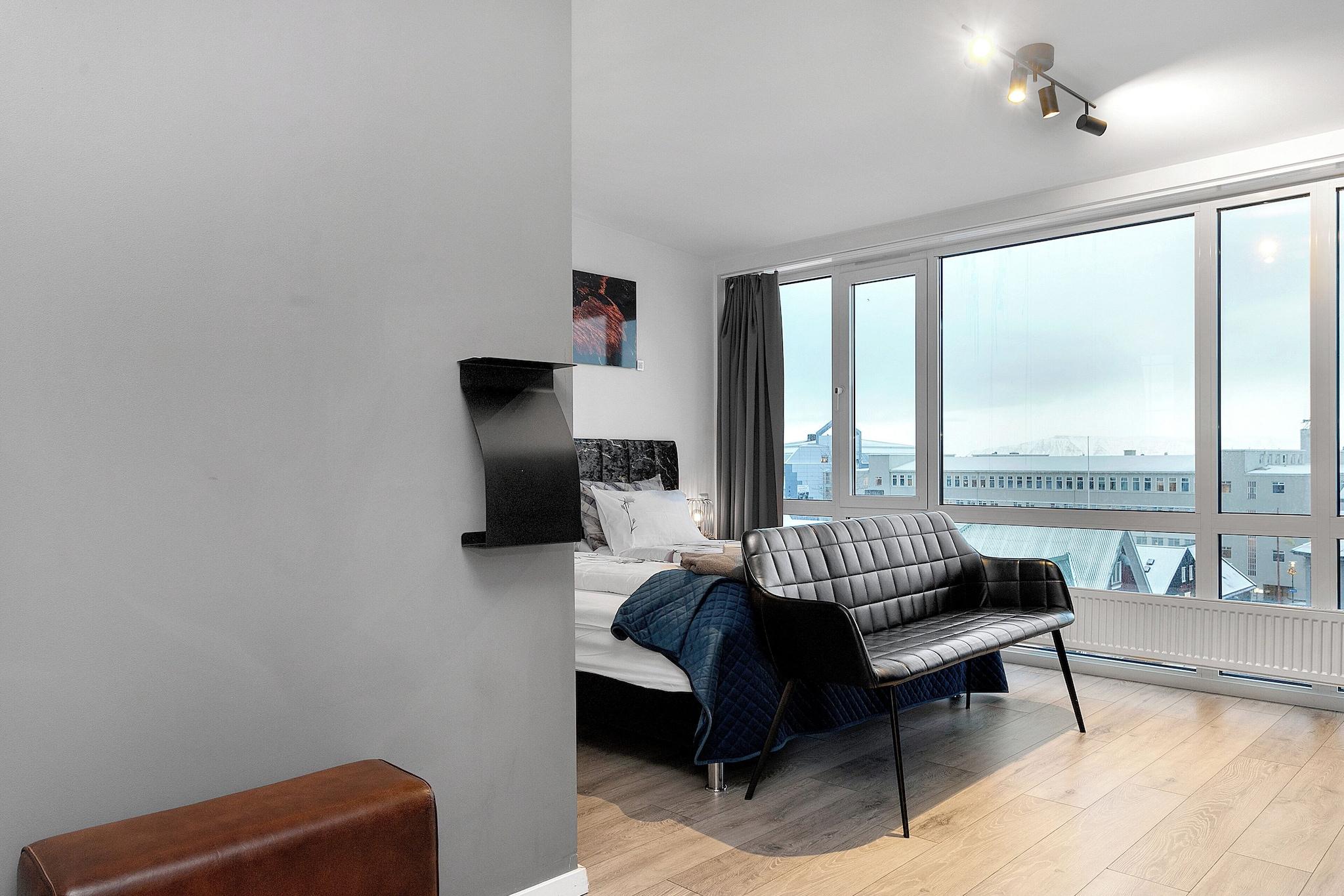 Double Superior King Bed