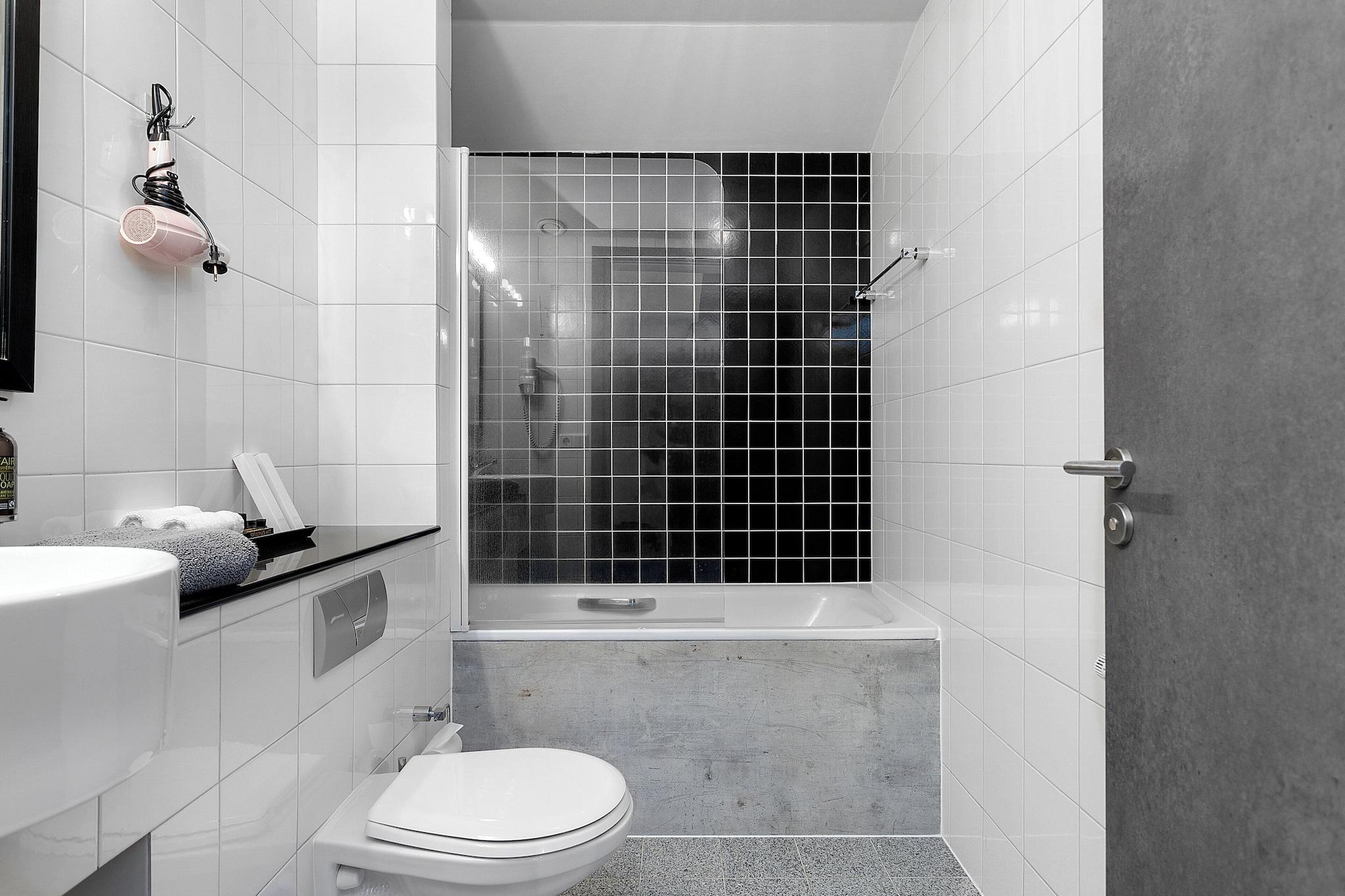 Double Superior King Bed