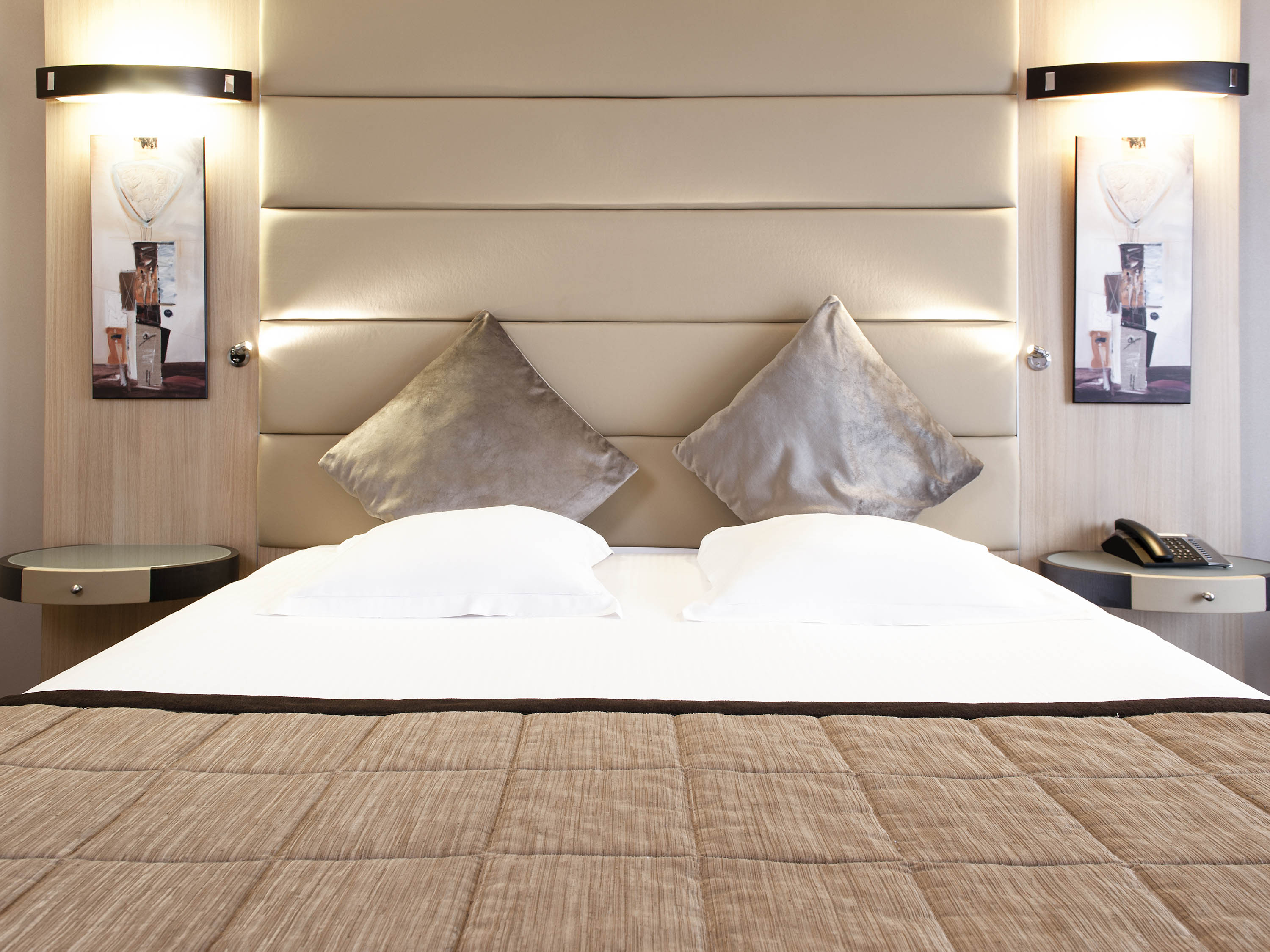 Double Superior Queen Bed