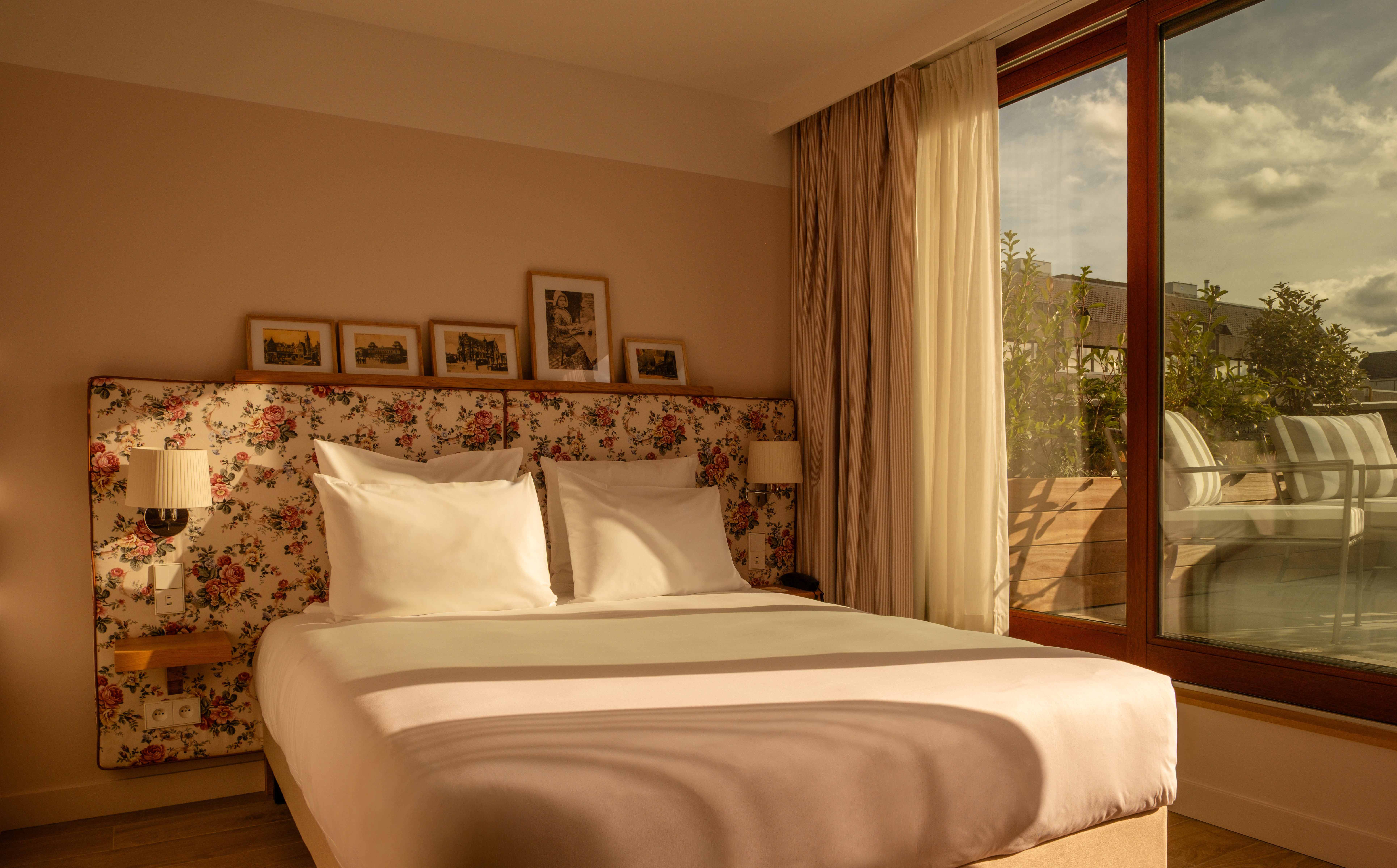 Double Classic with Terrace