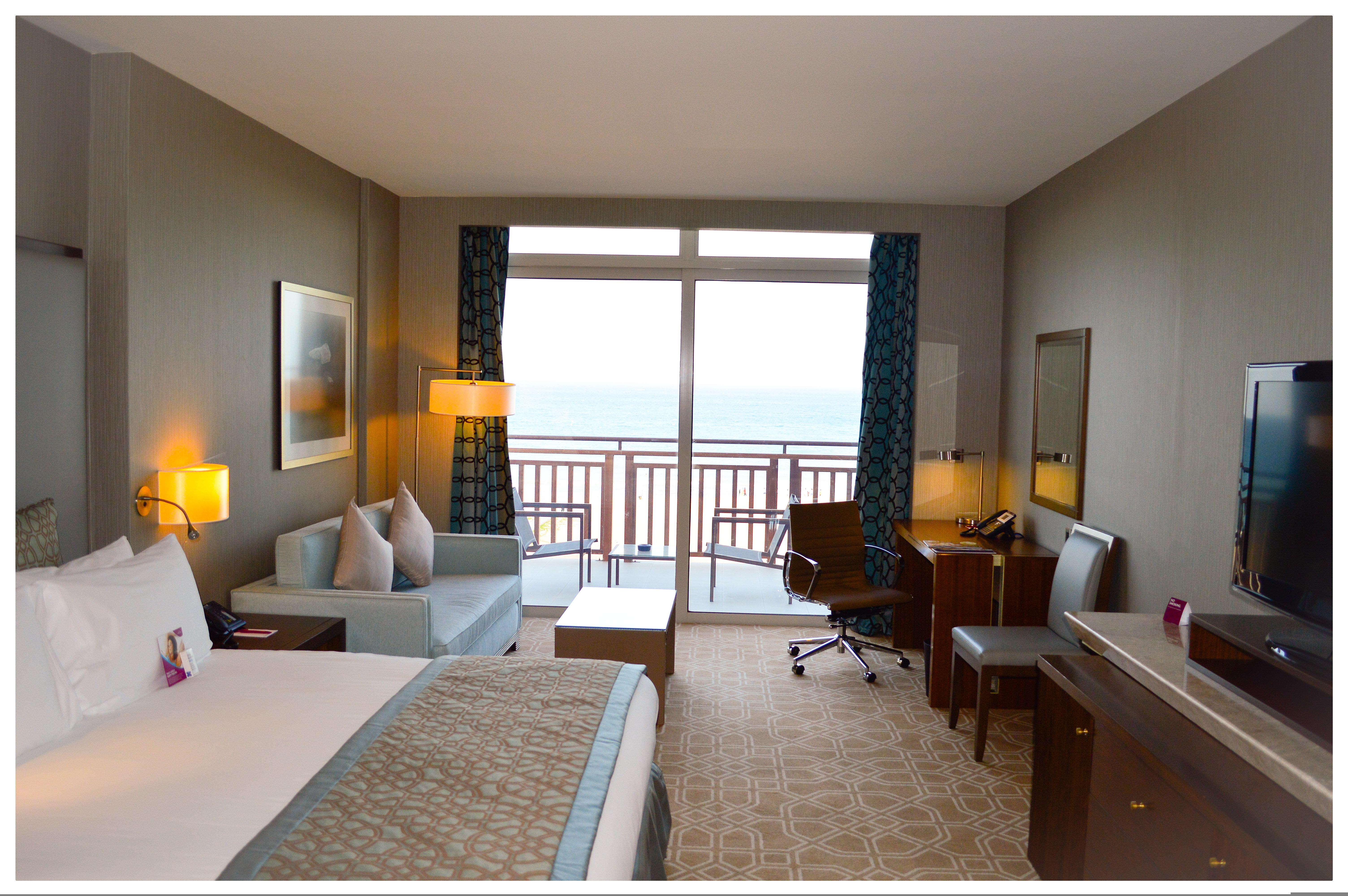 Double Pool View King Bed