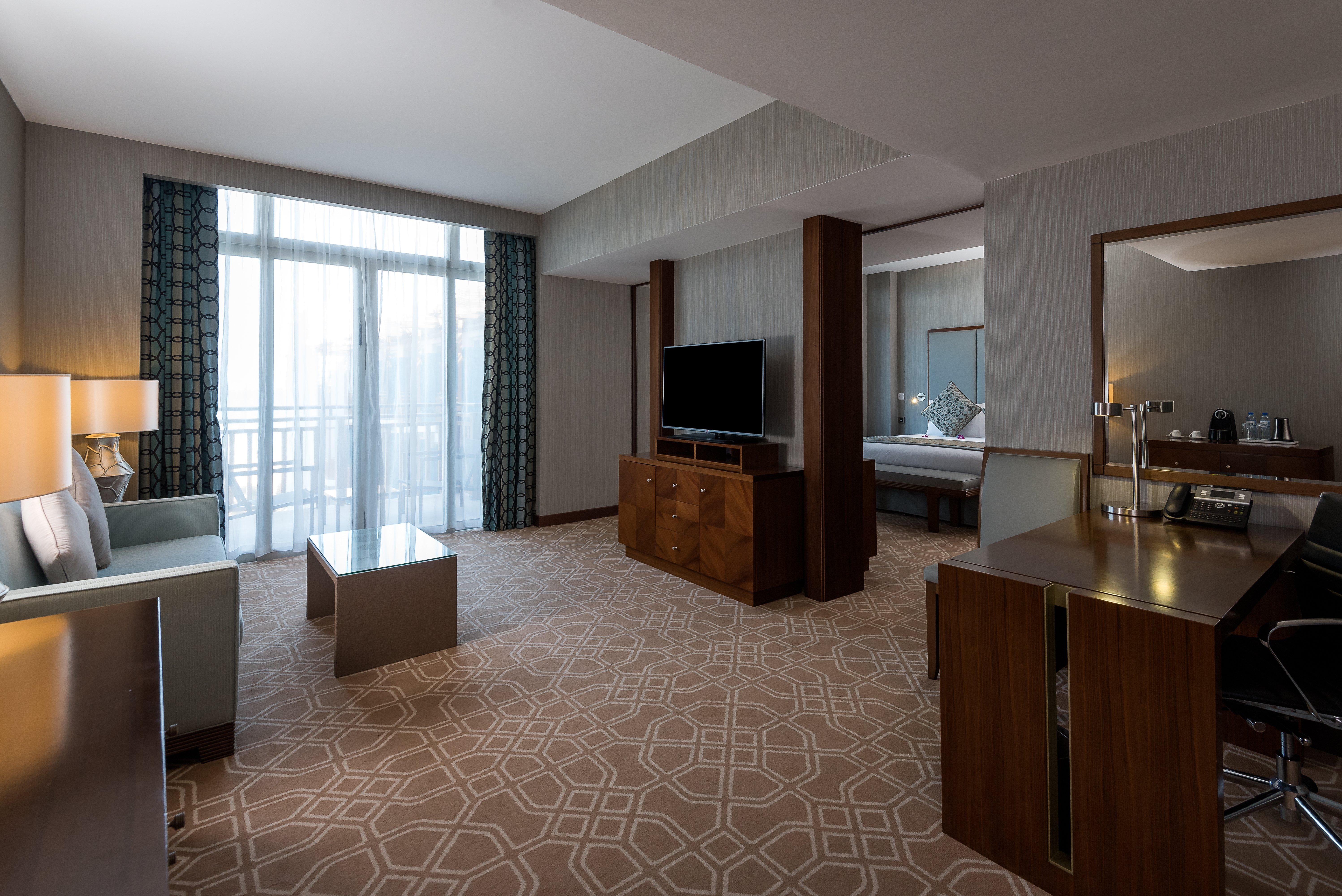 Junior Suite King Size Bed