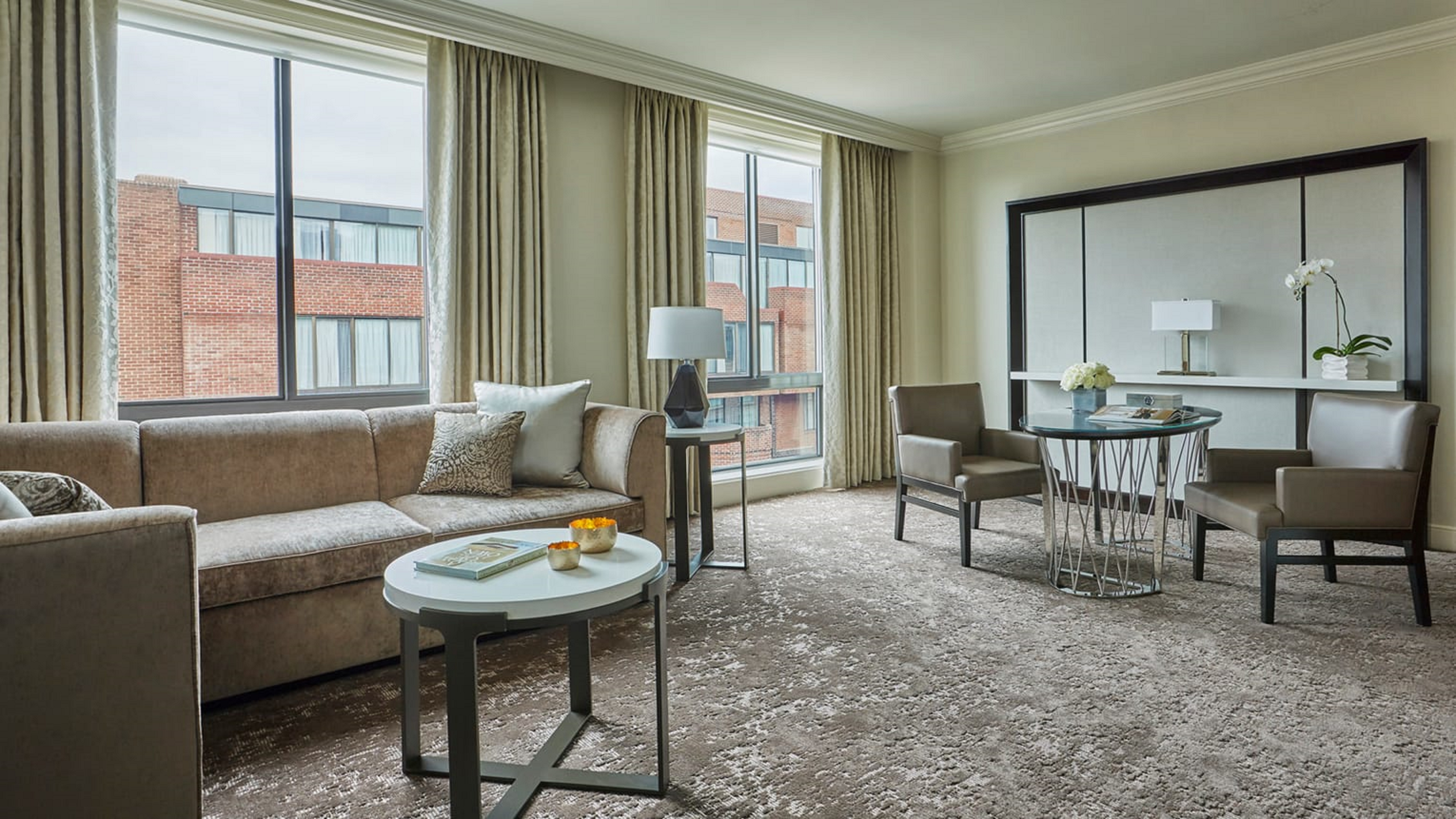 Suite Premier King Bed