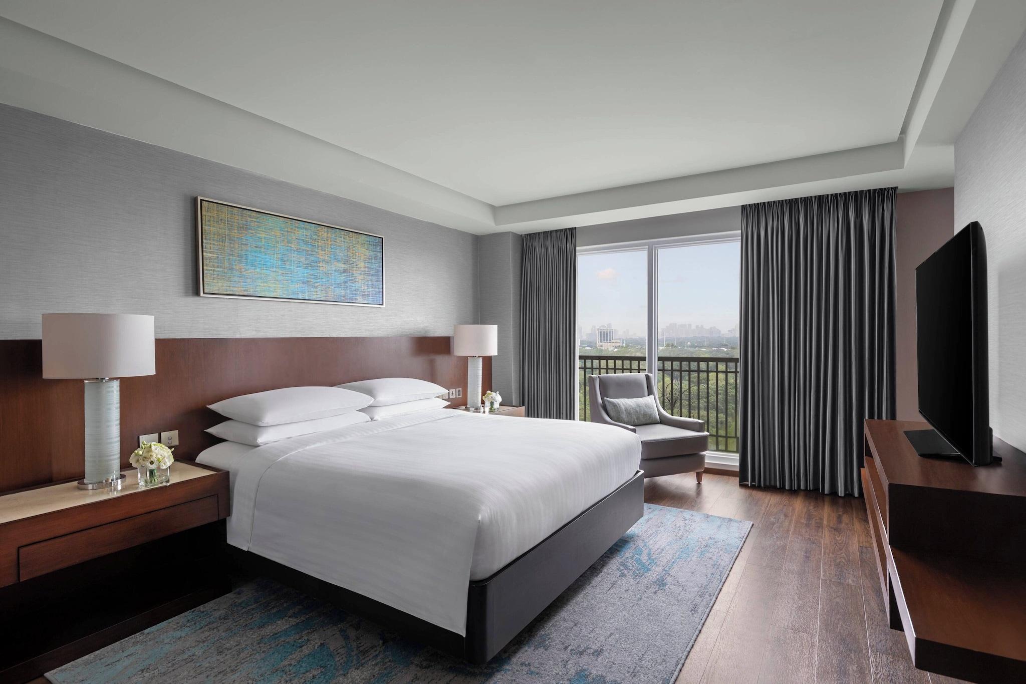 Junior Suite King Bed Non Smoking