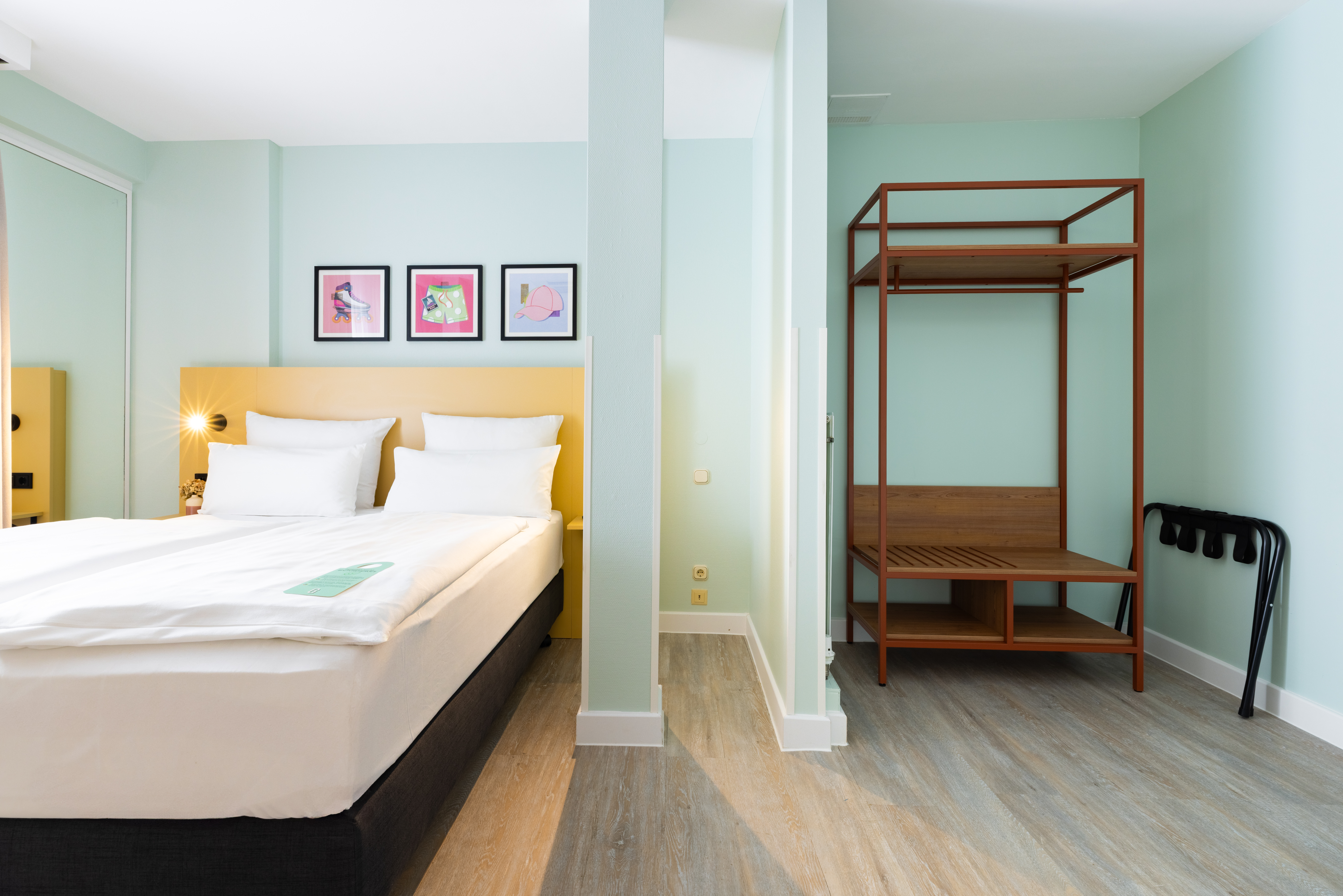 Double Queen Size Bed