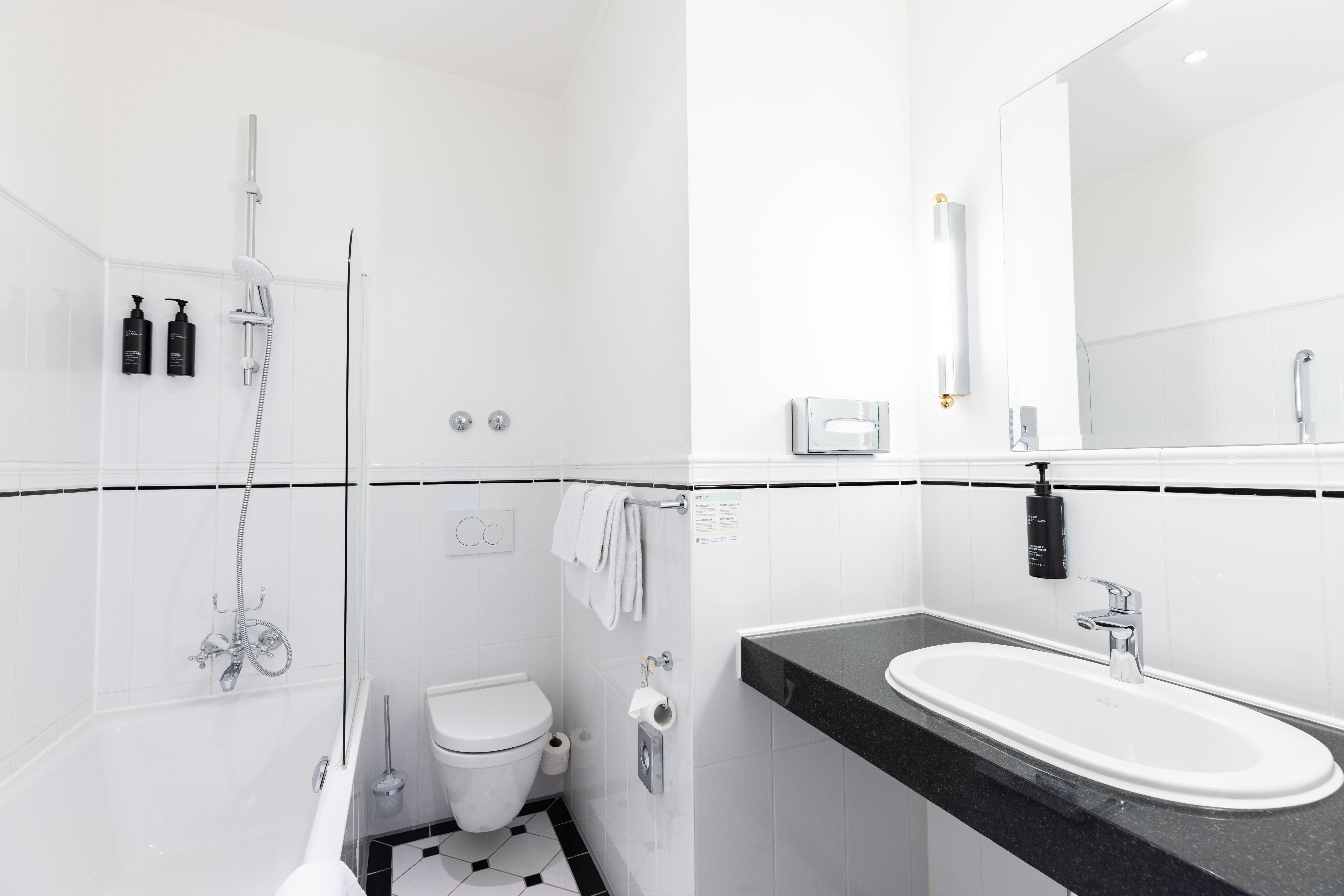 Suite Queen Size Bed