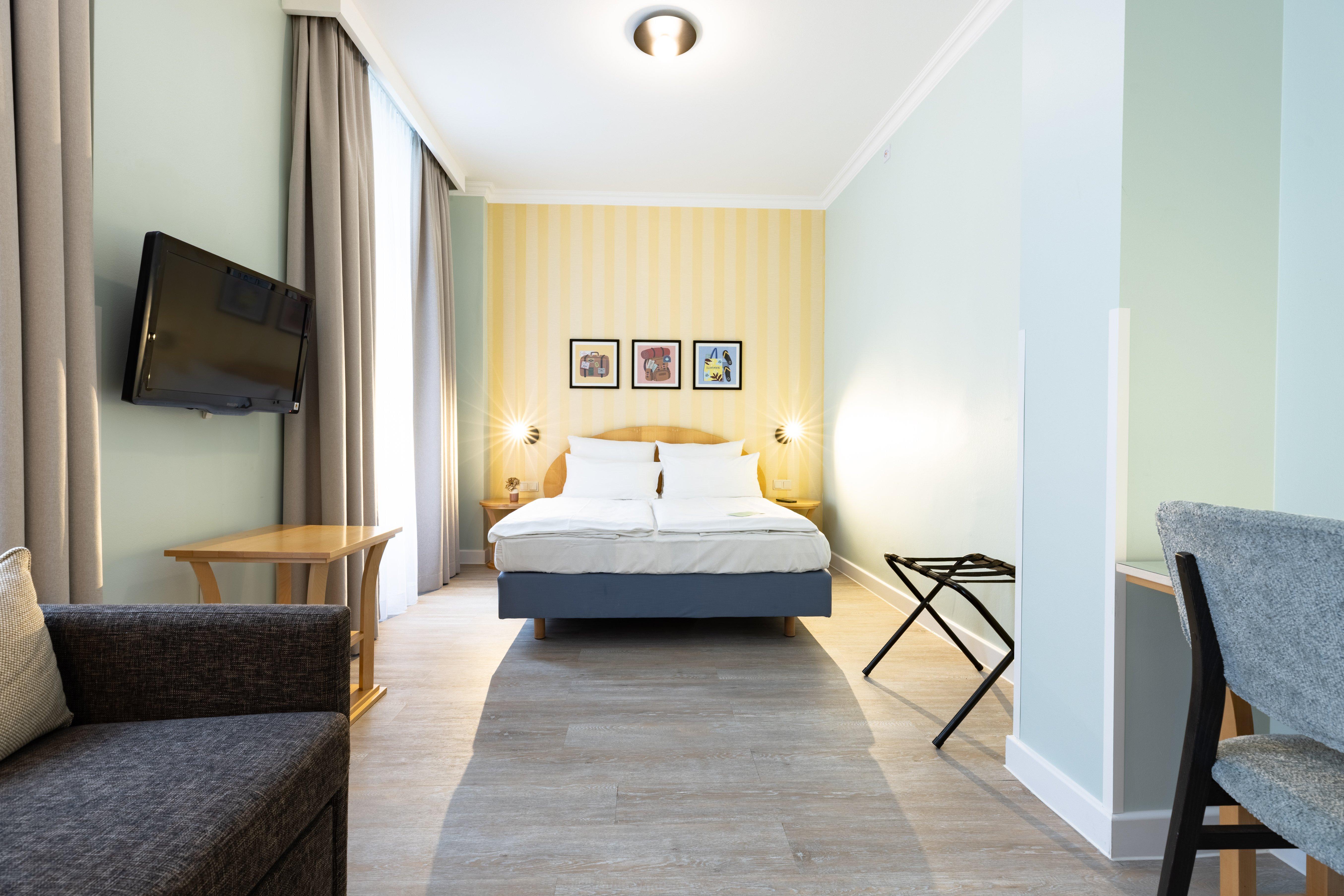 Suite Queen Size Bed