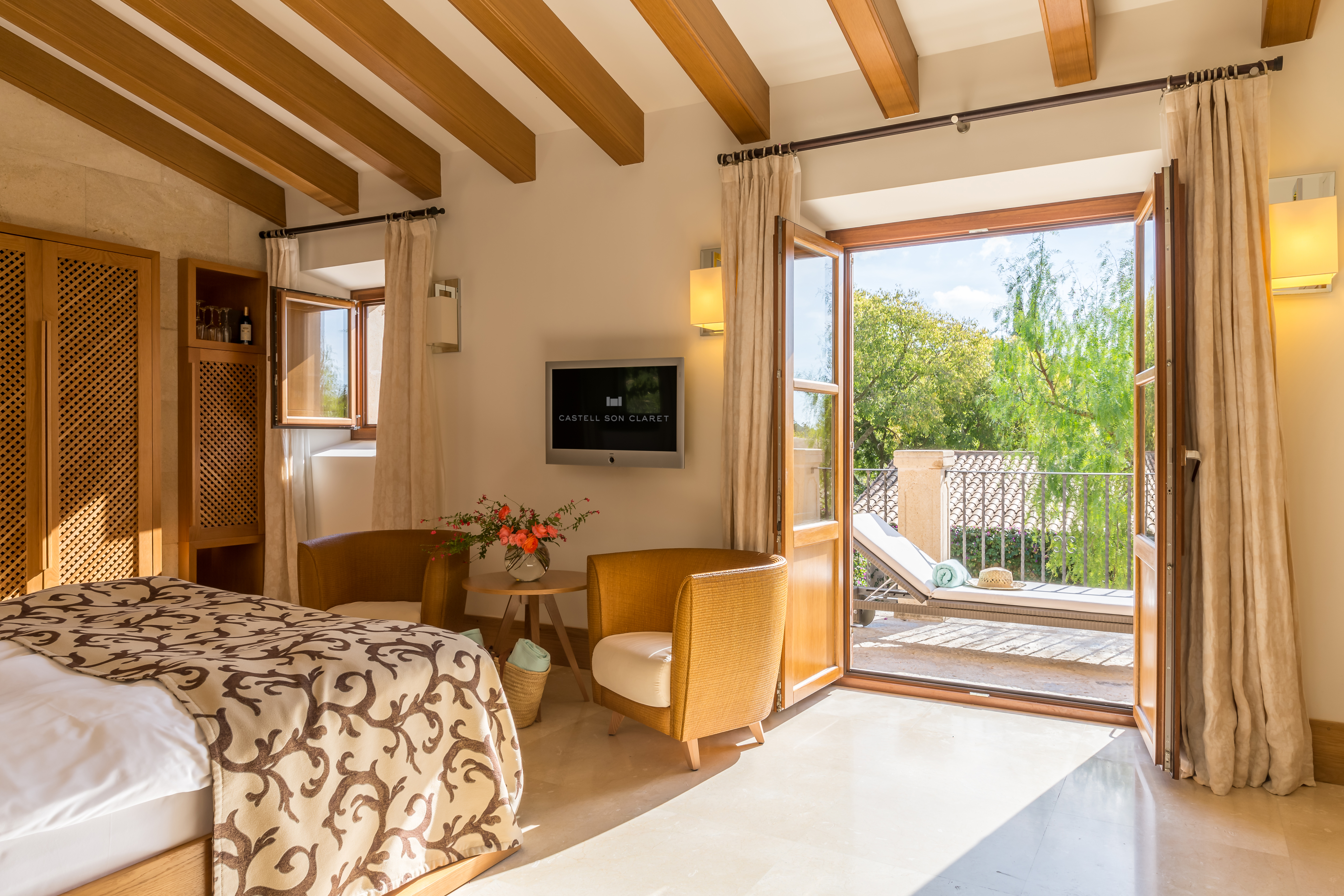 Double Deluxe with Terrace