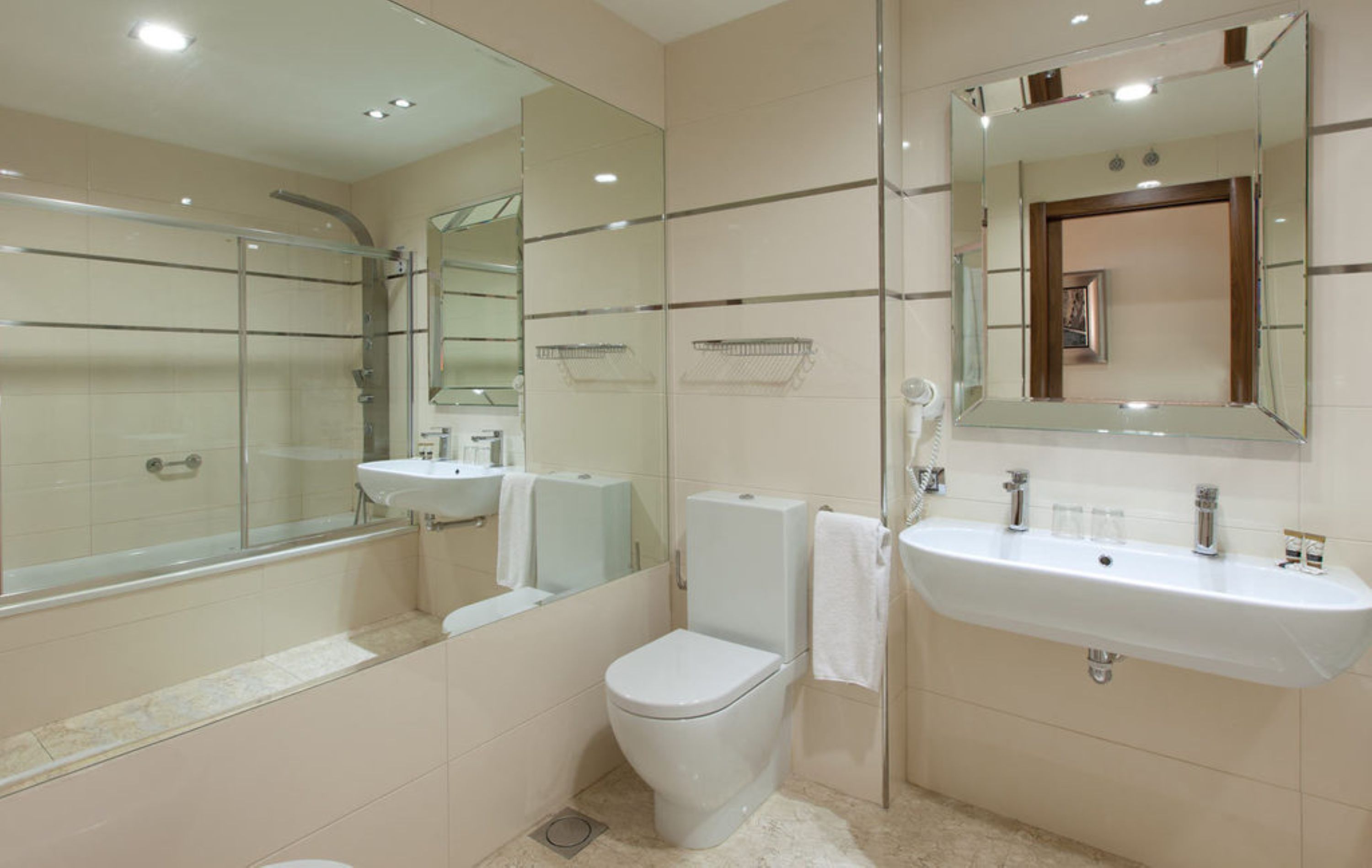 Double or Twin Standard