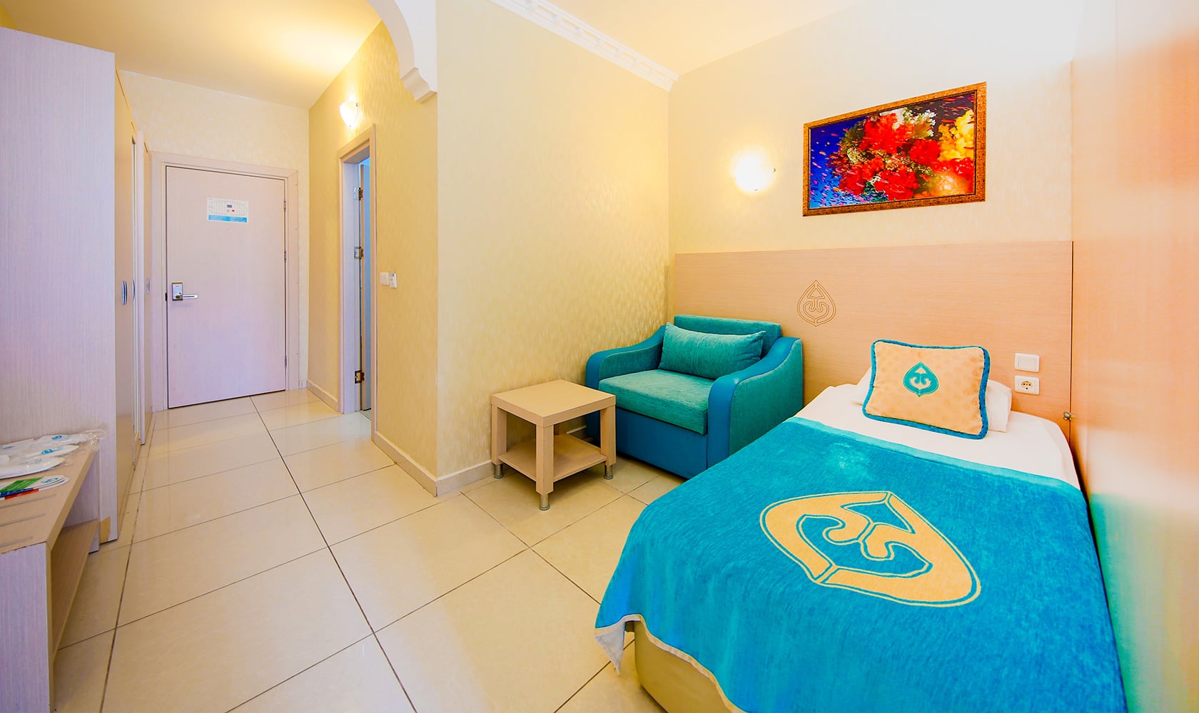 Room Connecting Room