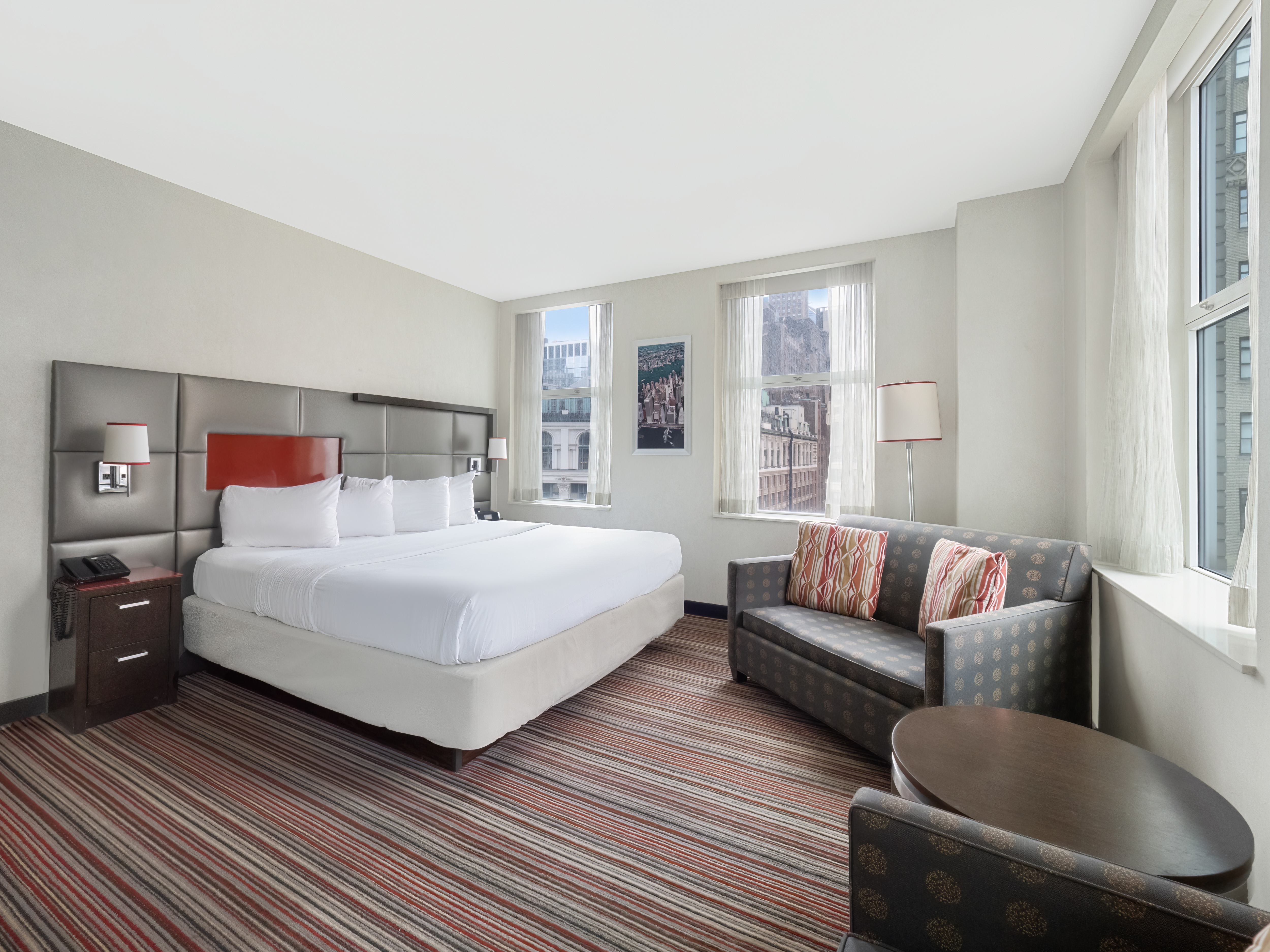 Suite Deluxe King Bed