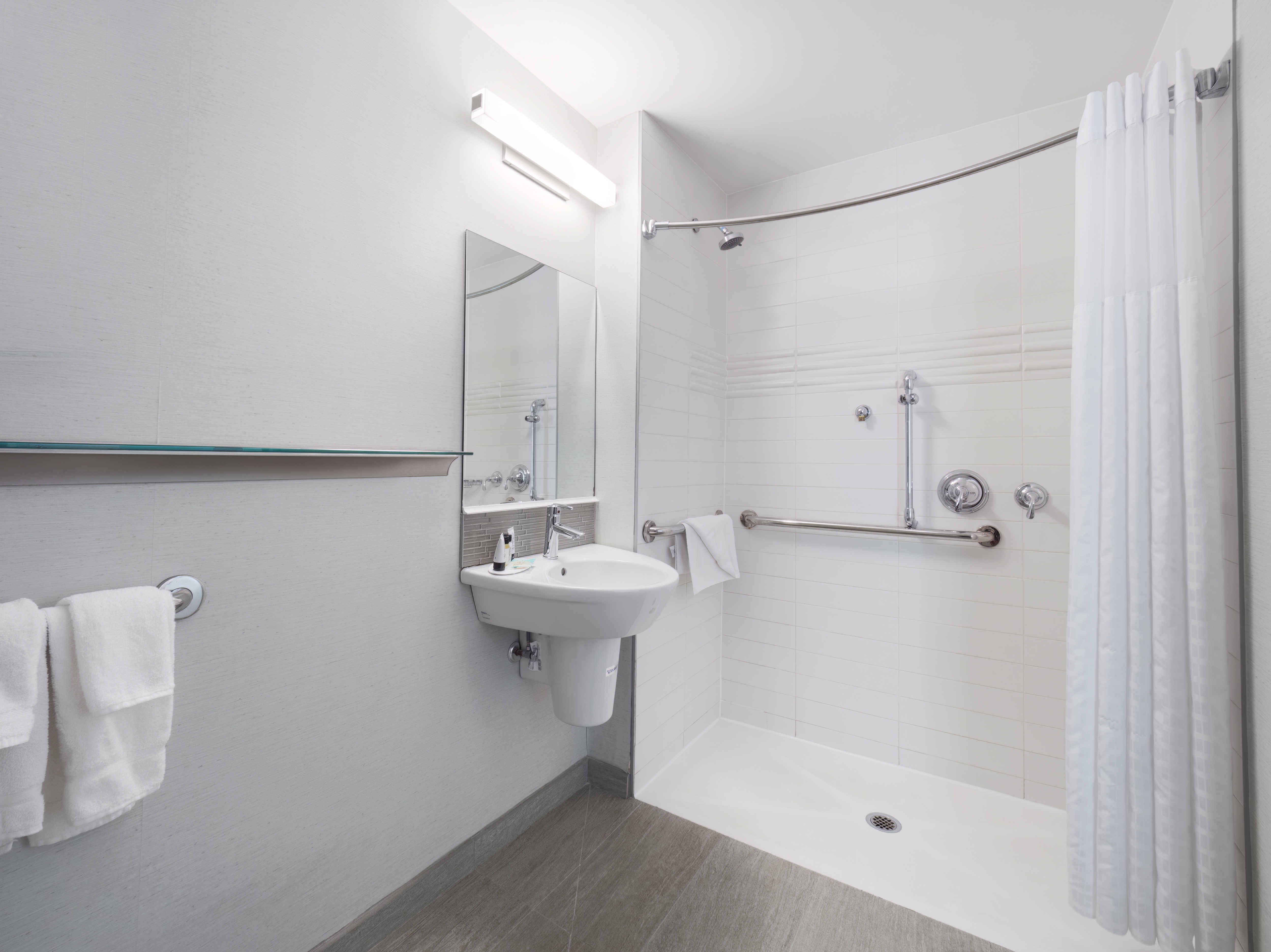 Room Deluxe King Bed