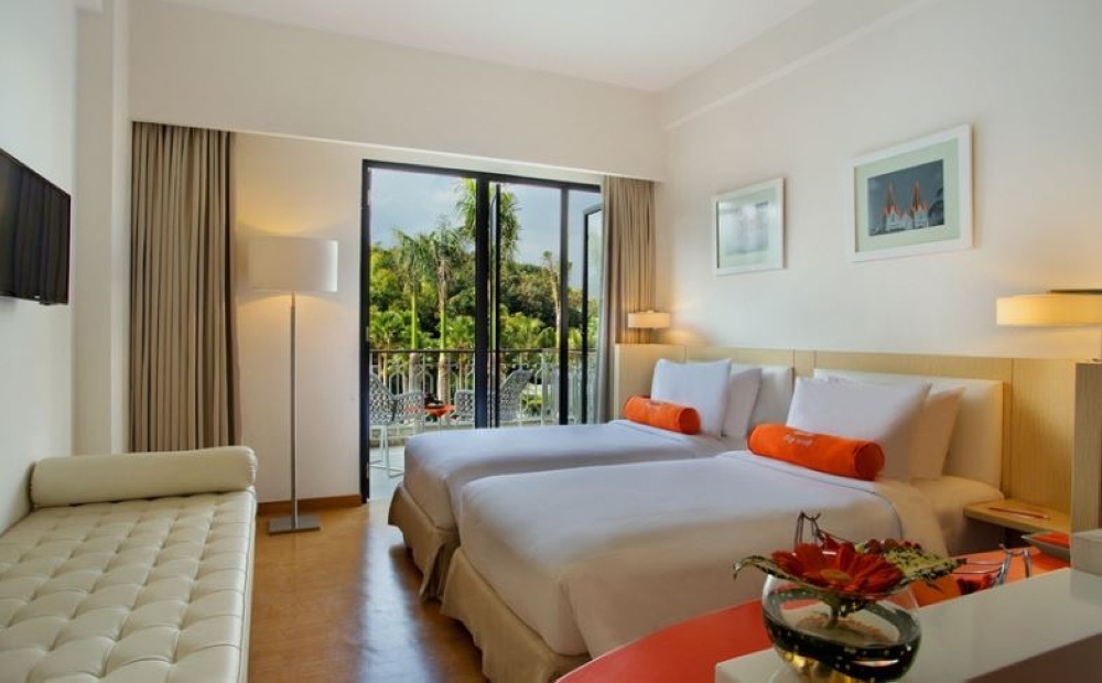 Double or Twin Pool View