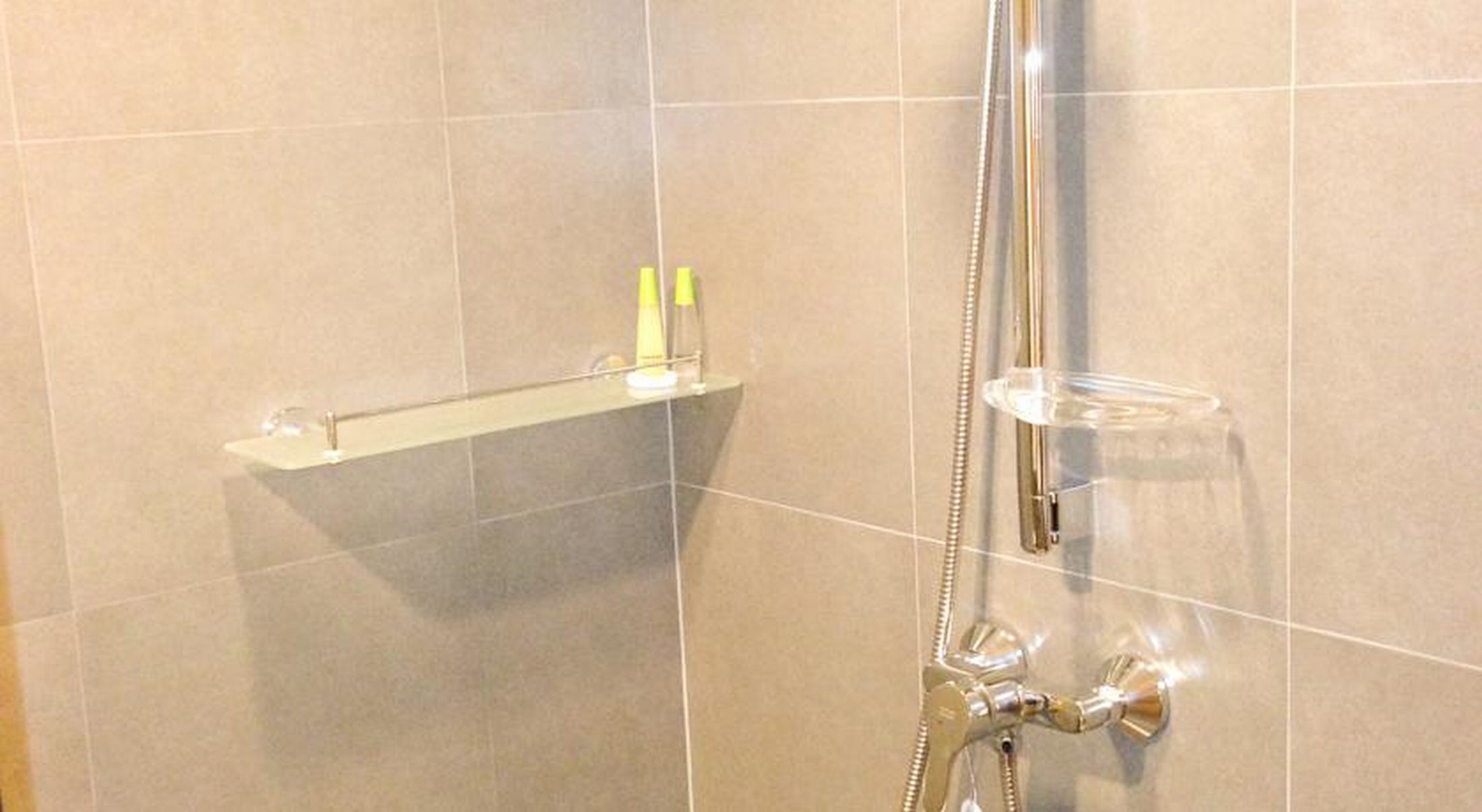 Double or Twin Deluxe