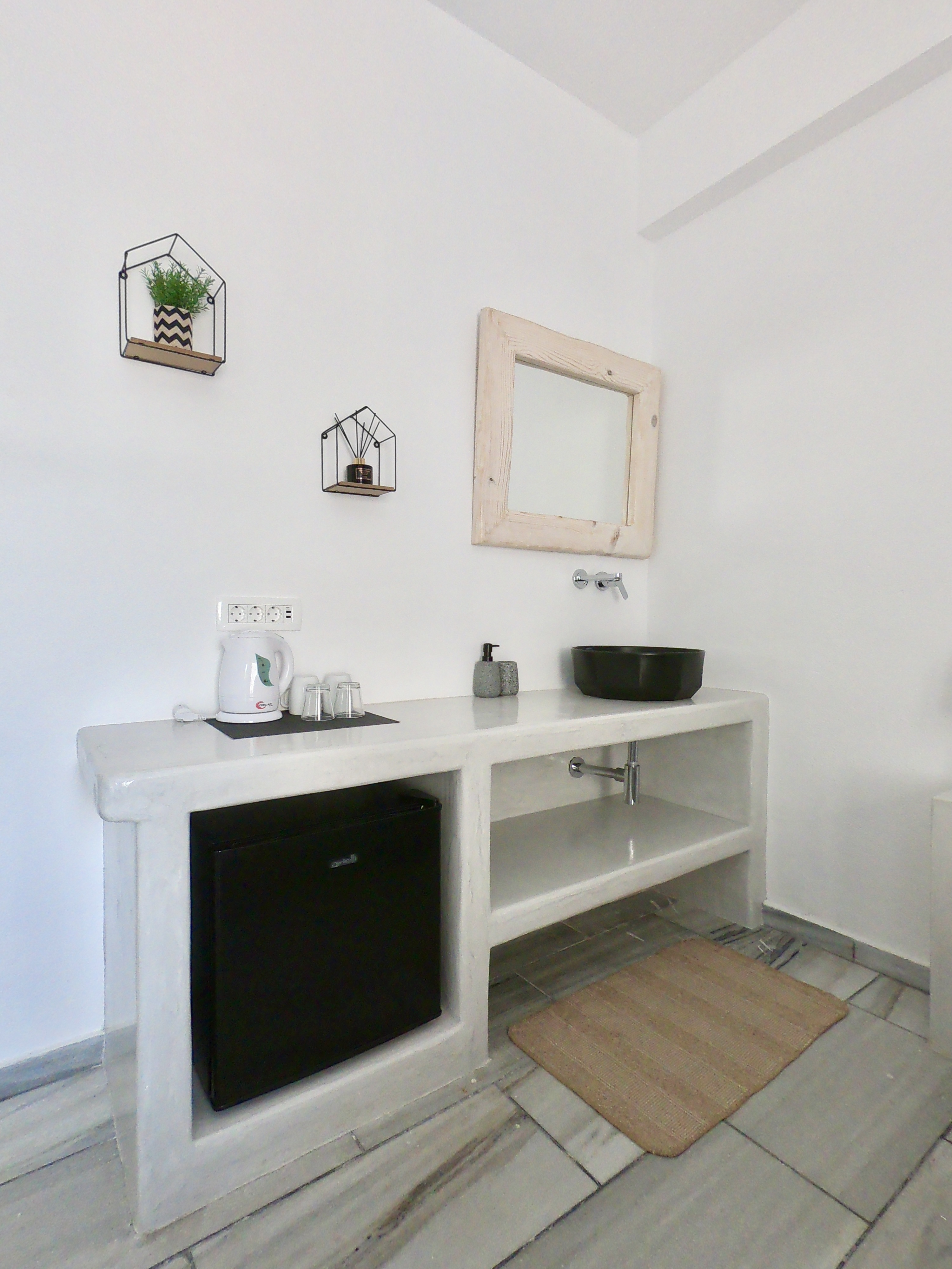 Double Deluxe Pool View