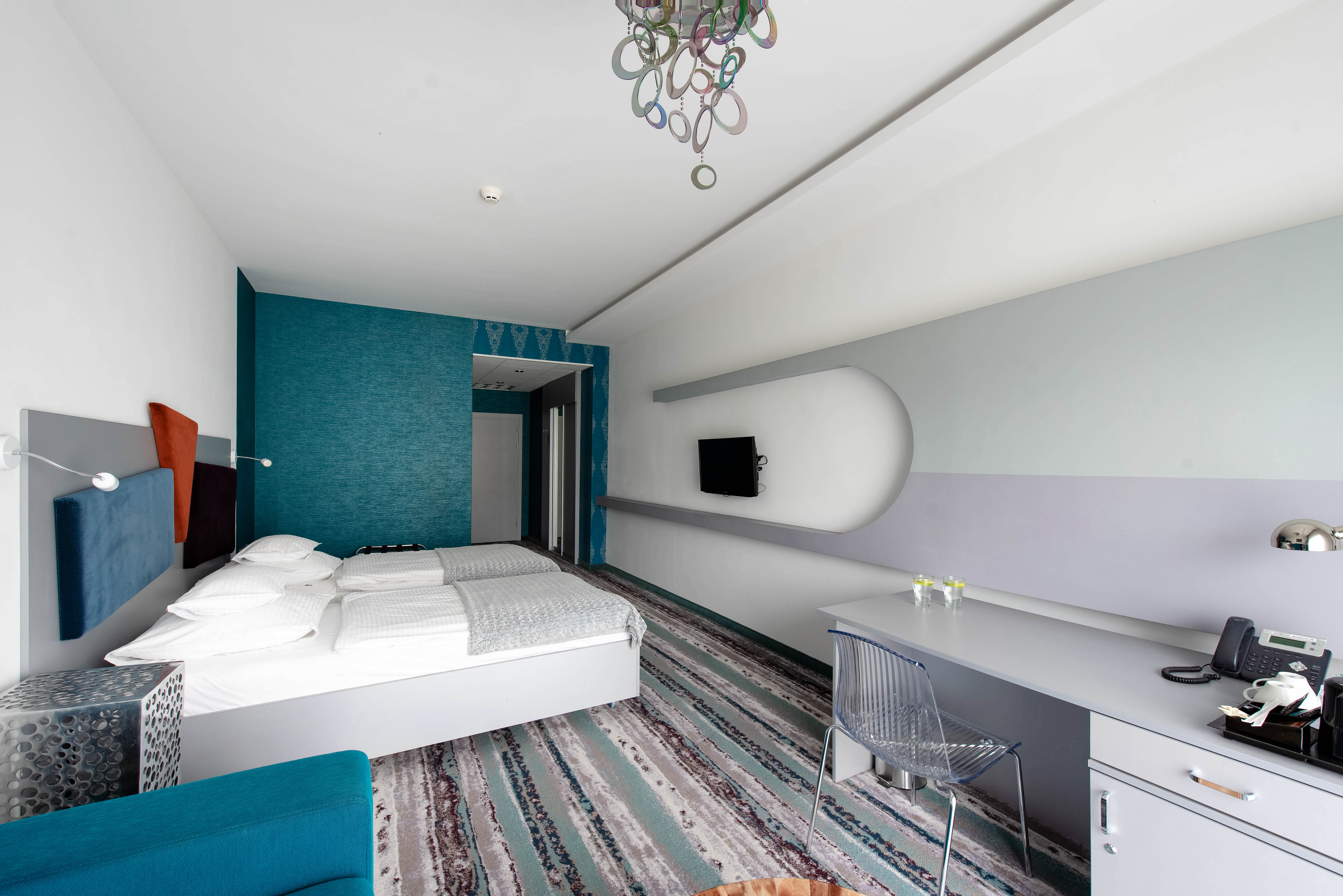 Double or Twin Standard