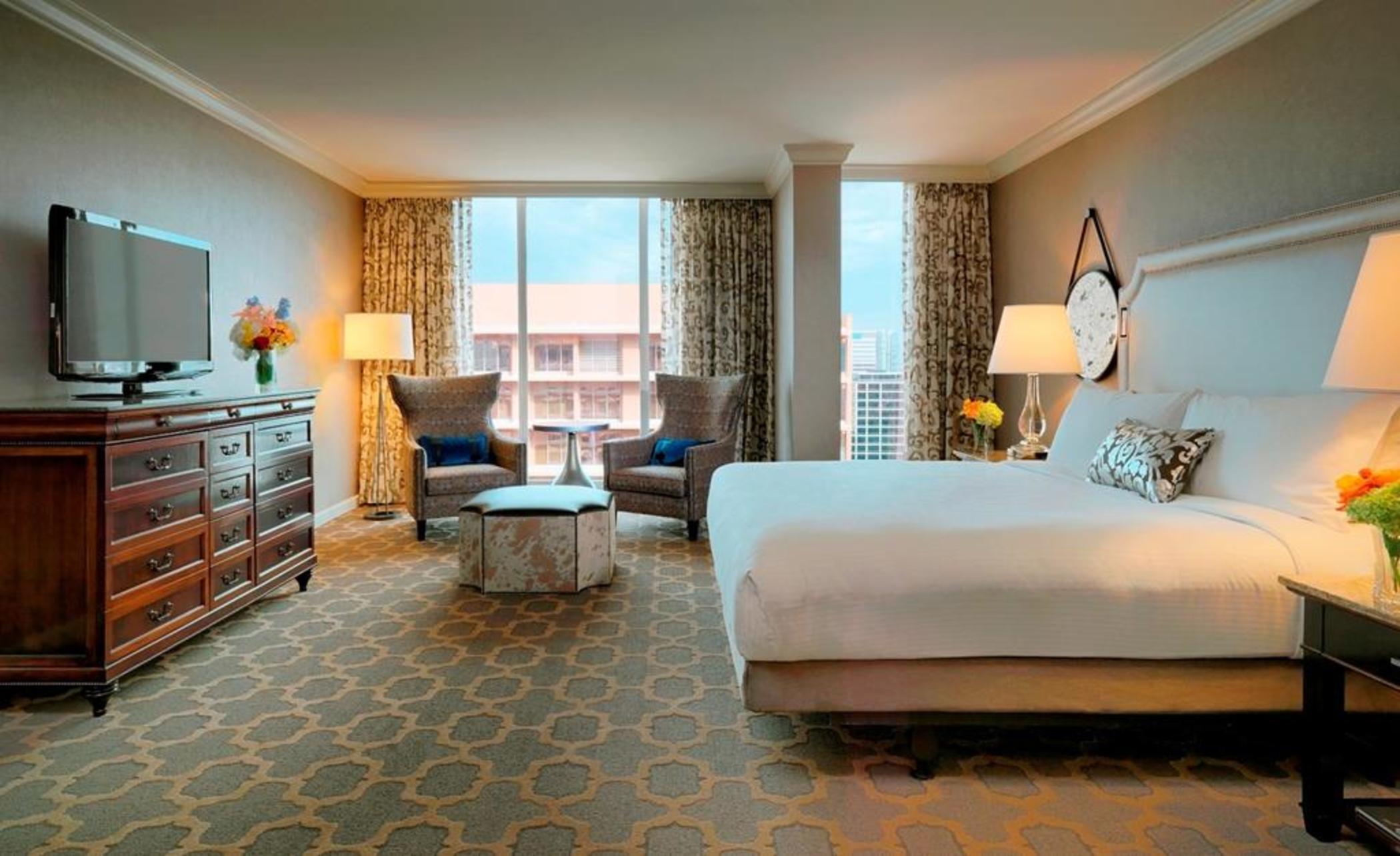 Double Deluxe King Bed